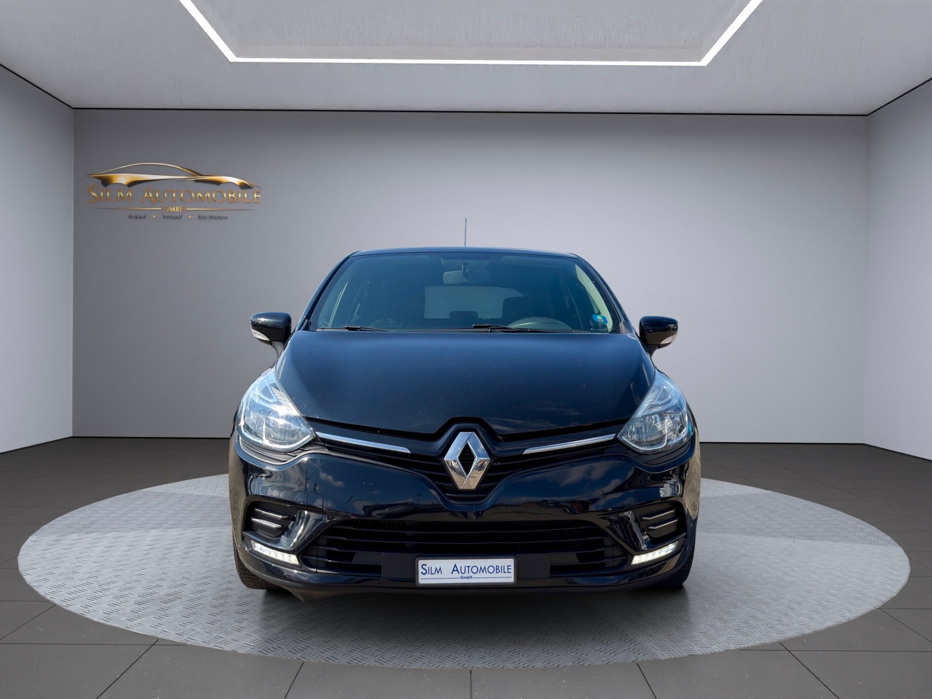RENAULT Clio 0.9 Intens-showroom-element-2