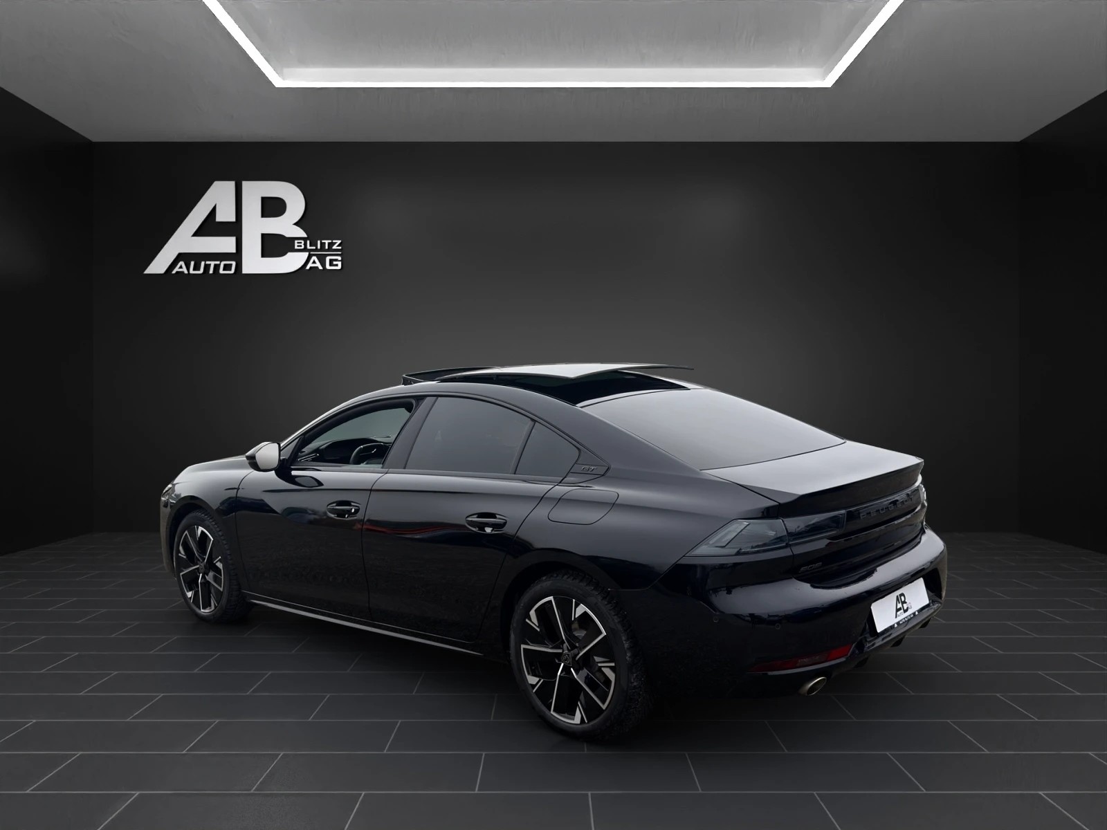 PEUGEOT 508 1.6 PHEV GT EAT8-image-2