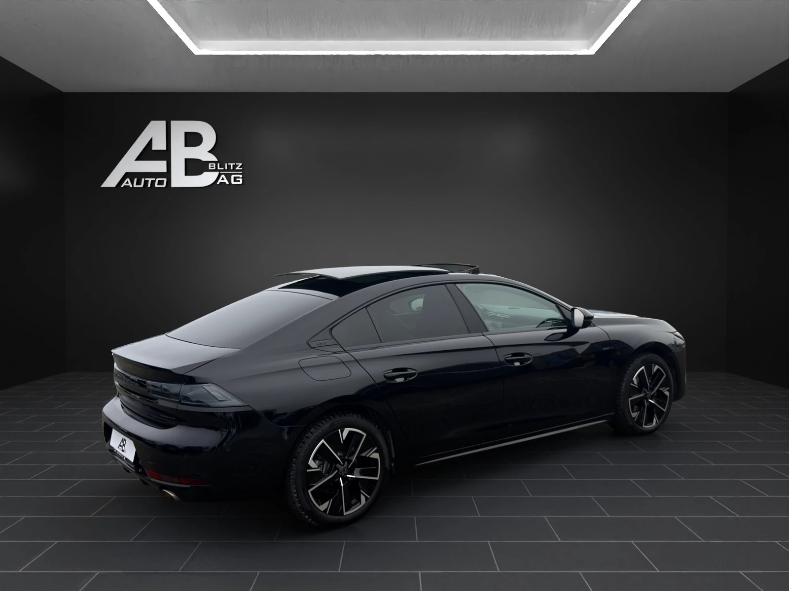 PEUGEOT 508 1.6 PHEV GT EAT8-image-4