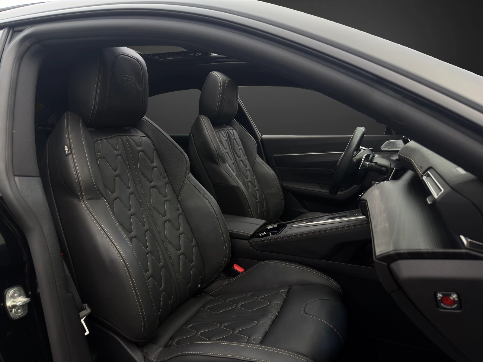 PEUGEOT 508 1.6 PHEV GT EAT8-image-8
