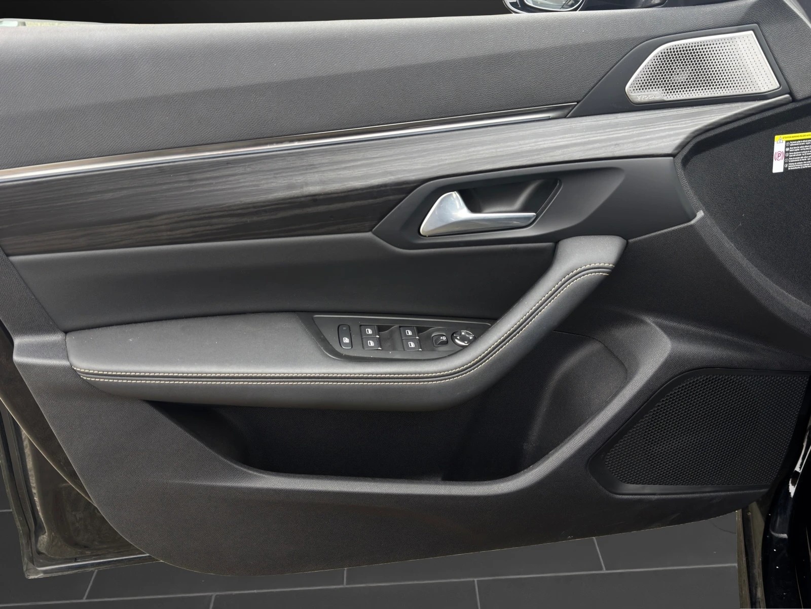 PEUGEOT 508 1.6 PHEV GT EAT8-image-13