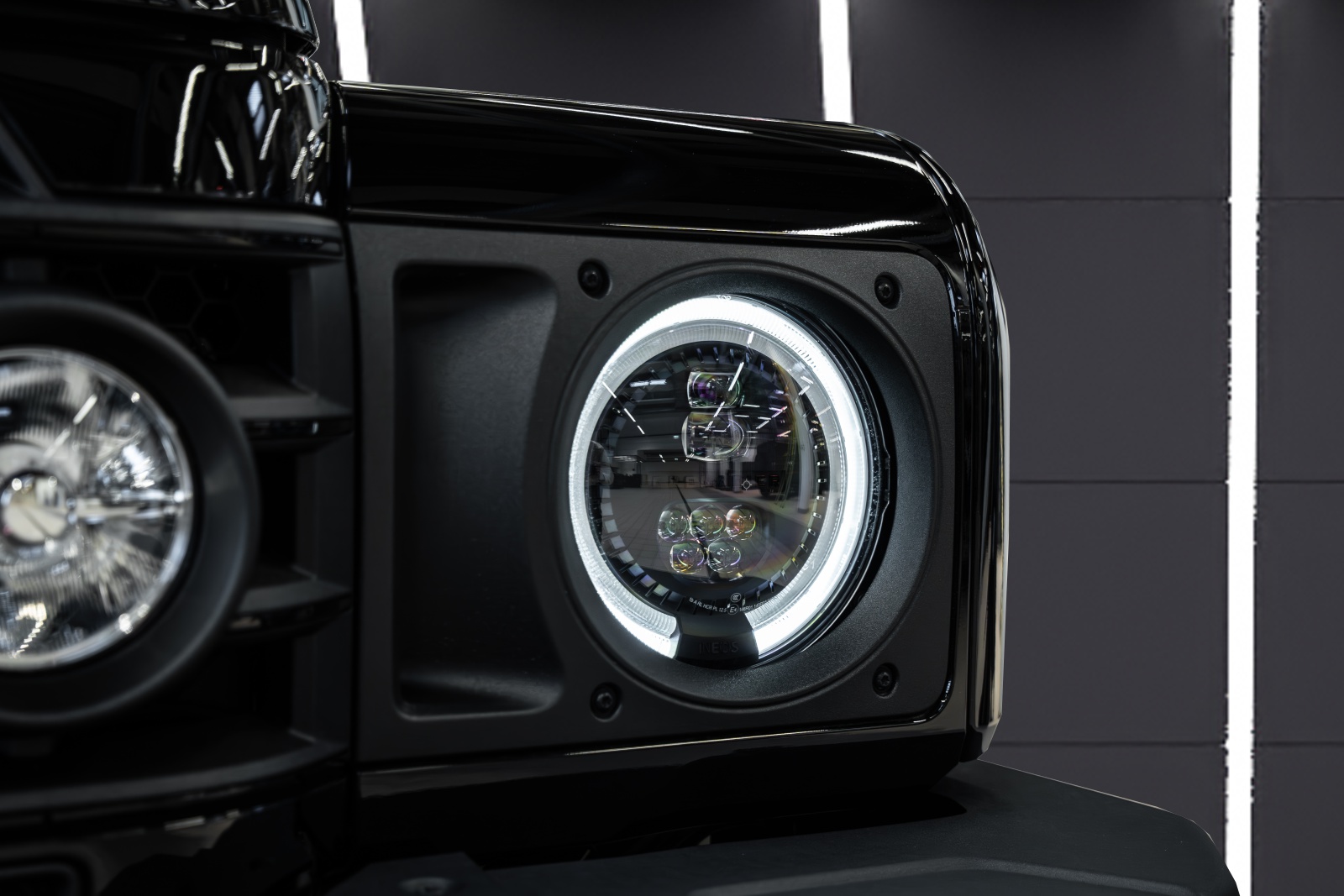 INEOS Grenadier 3.0 Black Edition-image-6