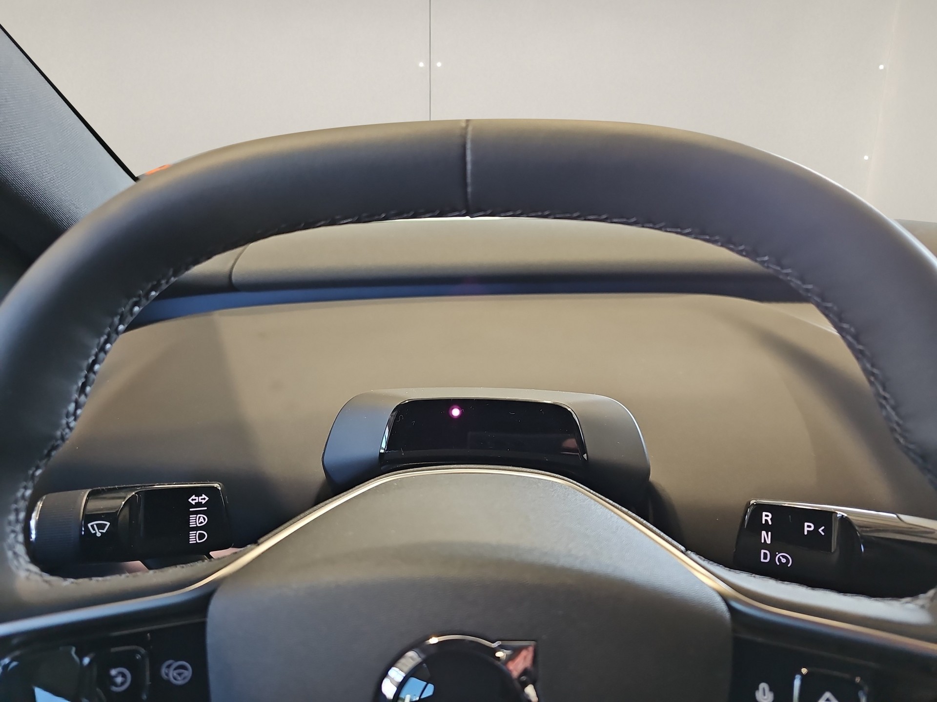 VOLVO EX30 E60 Plus-image-8
