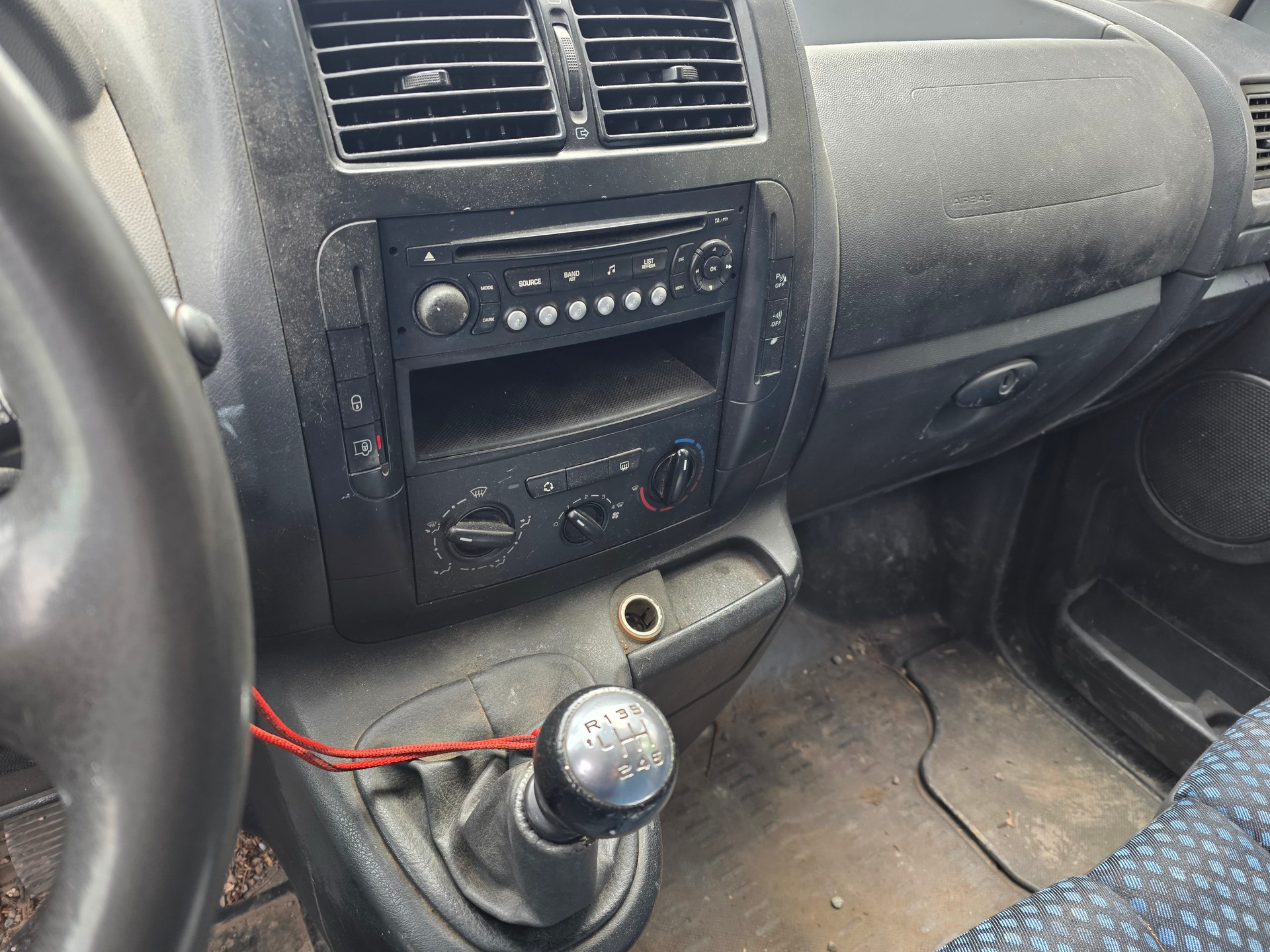 FIAT Scudo 2.0 JTD Comfort 1.2t-image-2