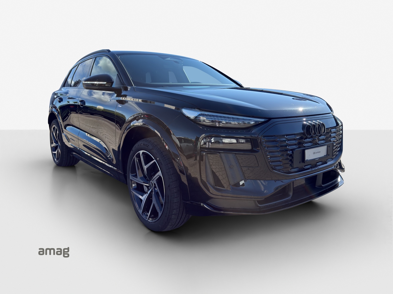 AUDI Q6 e-tron quattro-image-7