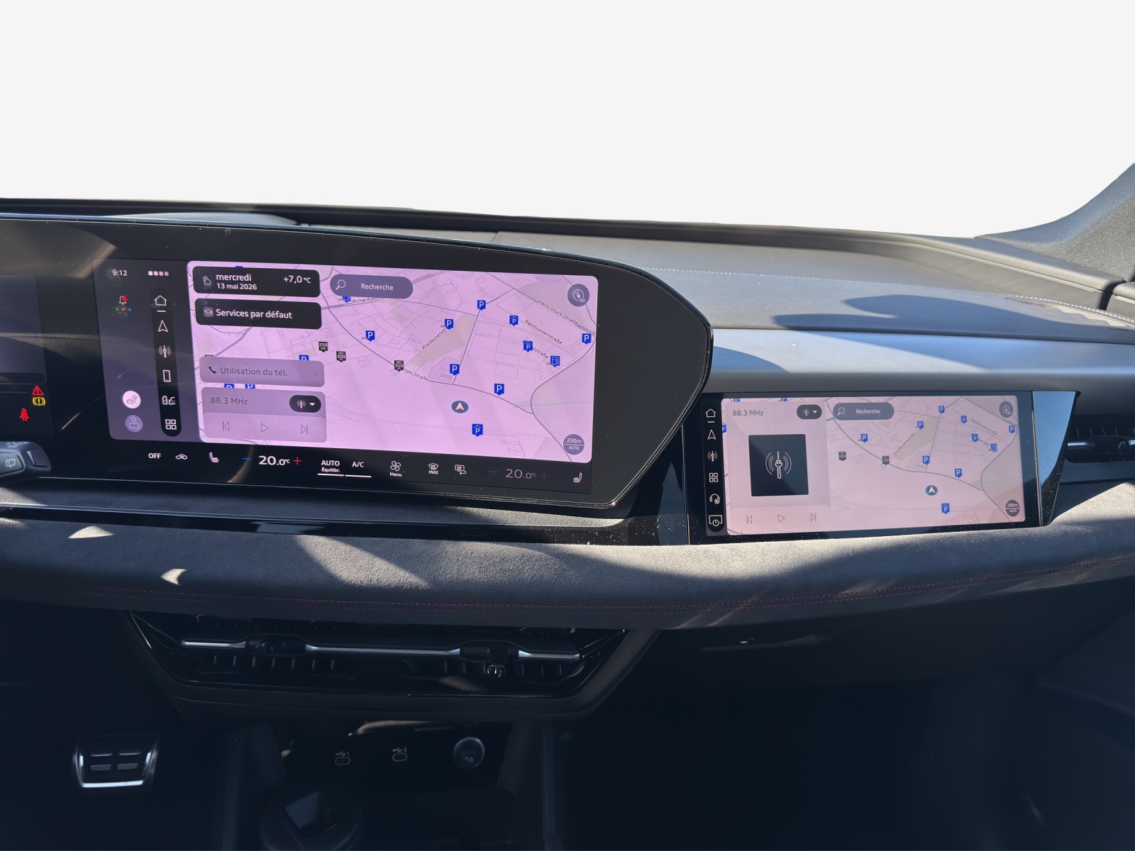 AUDI Q6 e-tron quattro-image-13