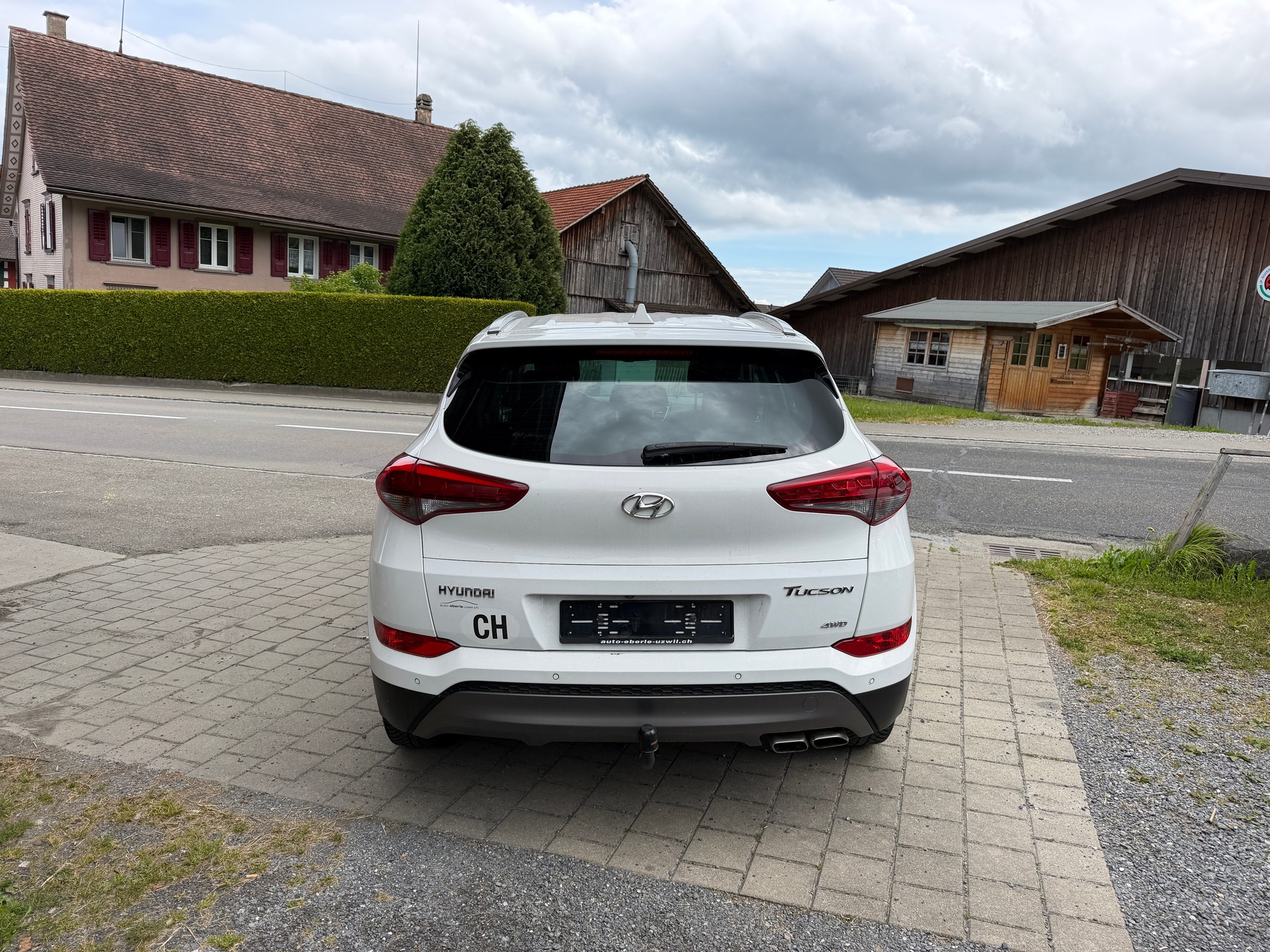 HYUNDAI Tucson 2.0 CRDI Plena 4WD Automatic-image-5