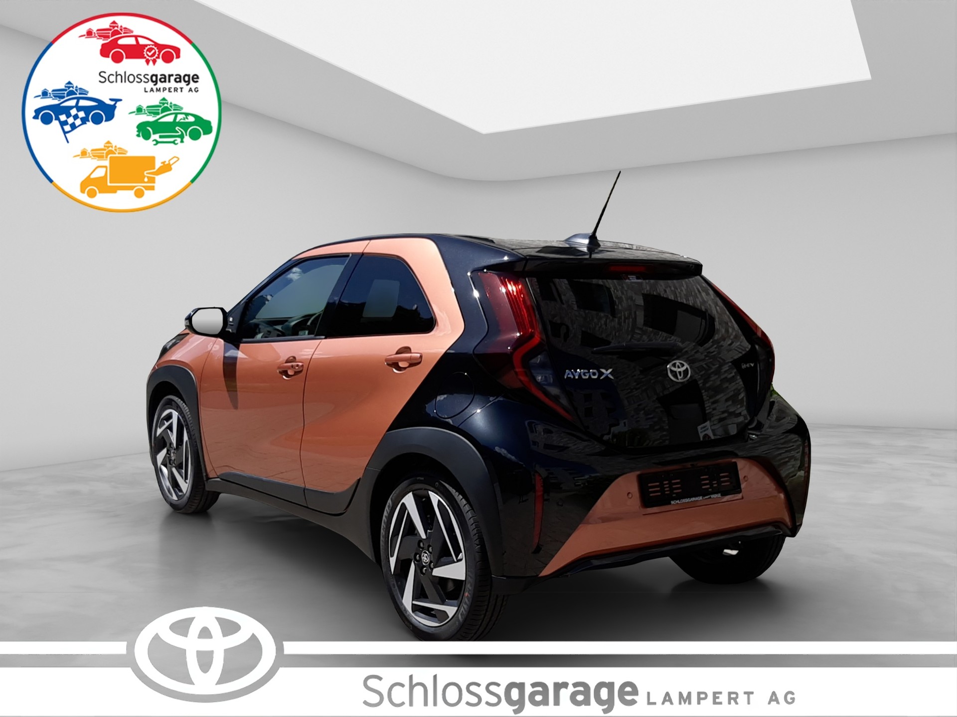 TOYOTA Aygo X 1.5 VVT-i HSD Style-image-3