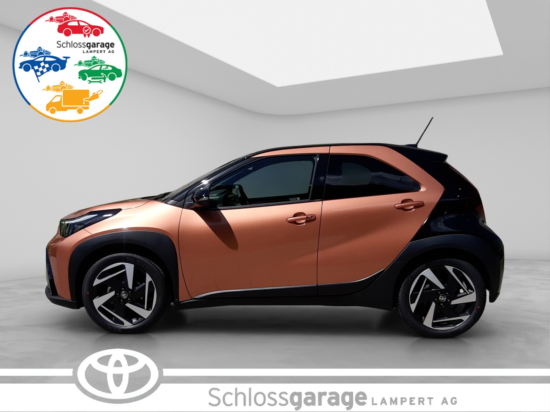 TOYOTA Aygo X 1.5 VVT-i HSD Style-image-2