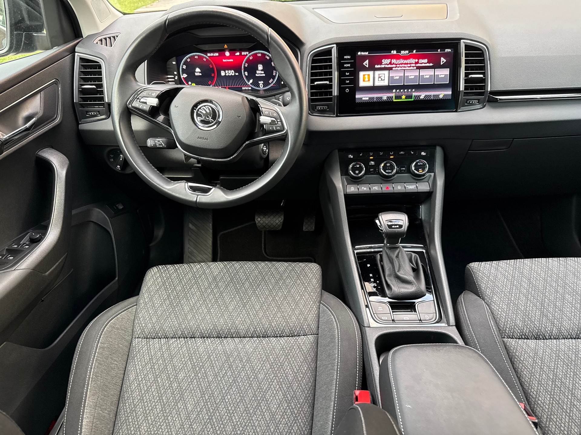 SKODA Karoq 2.0 TDI Style 4x4 DSG-image-29