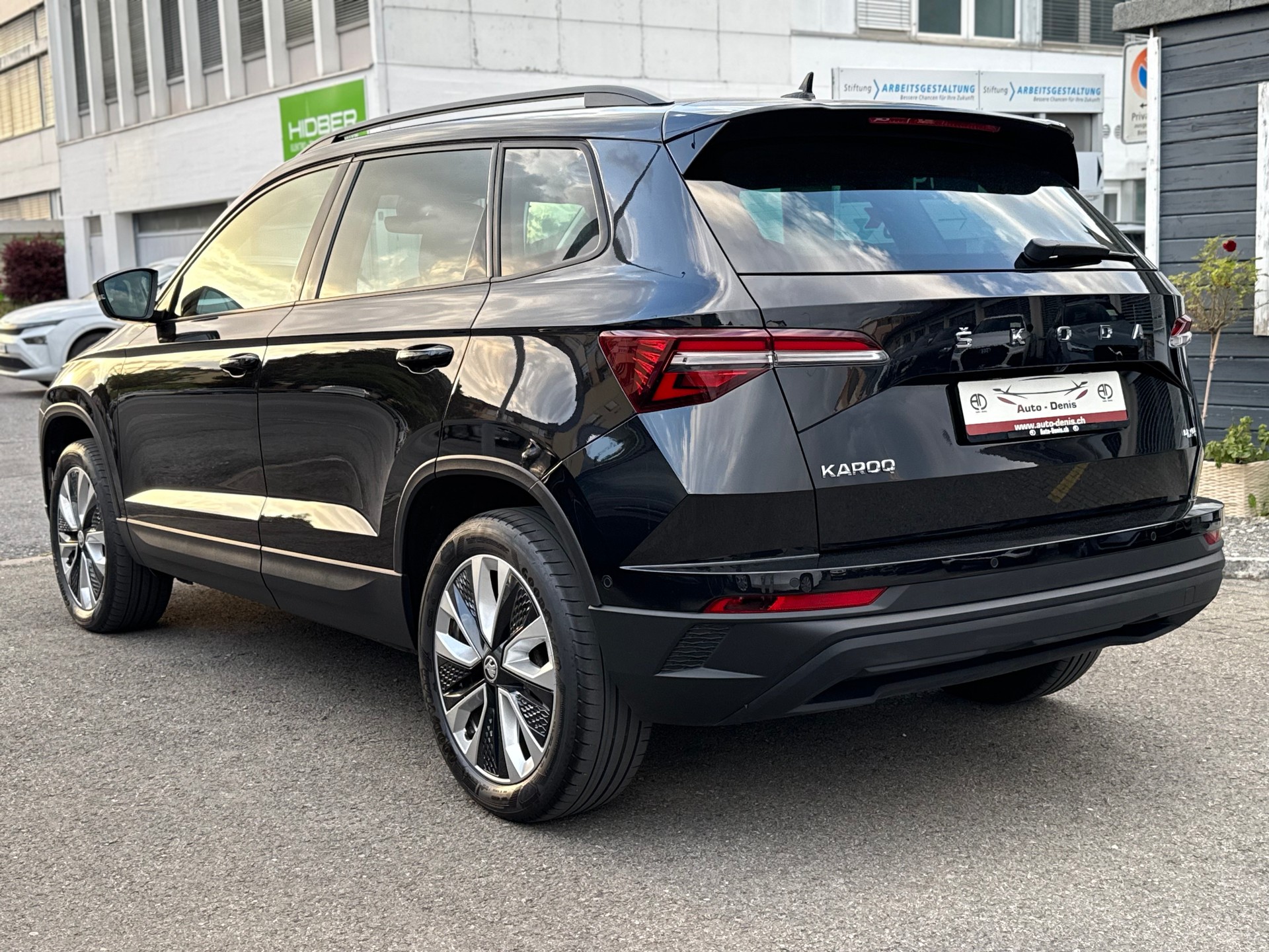 SKODA Karoq 2.0 TDI Style 4x4 DSG-image-8