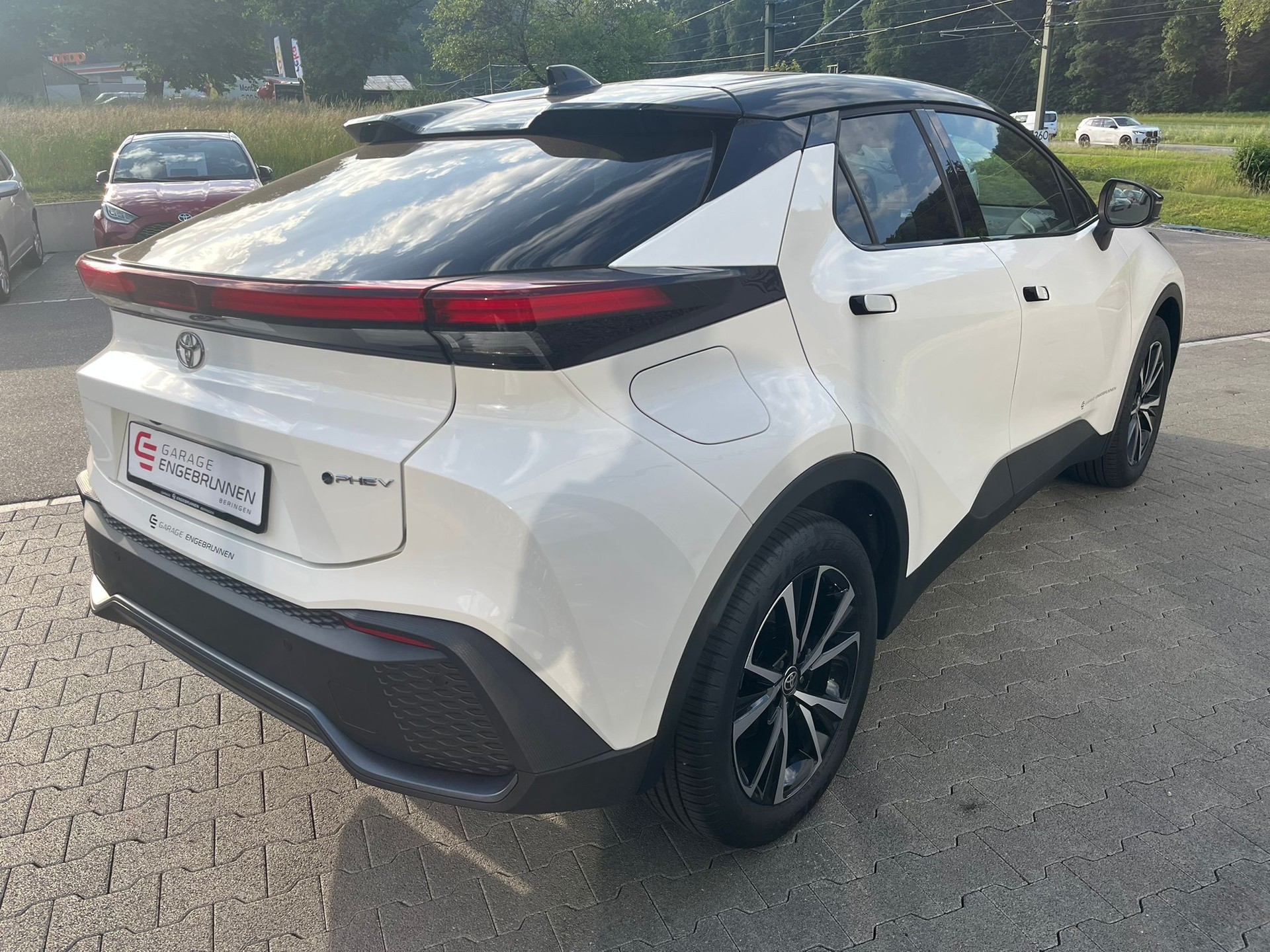 TOYOTA C-HR 2.0 PHEV CVT Style-image-6