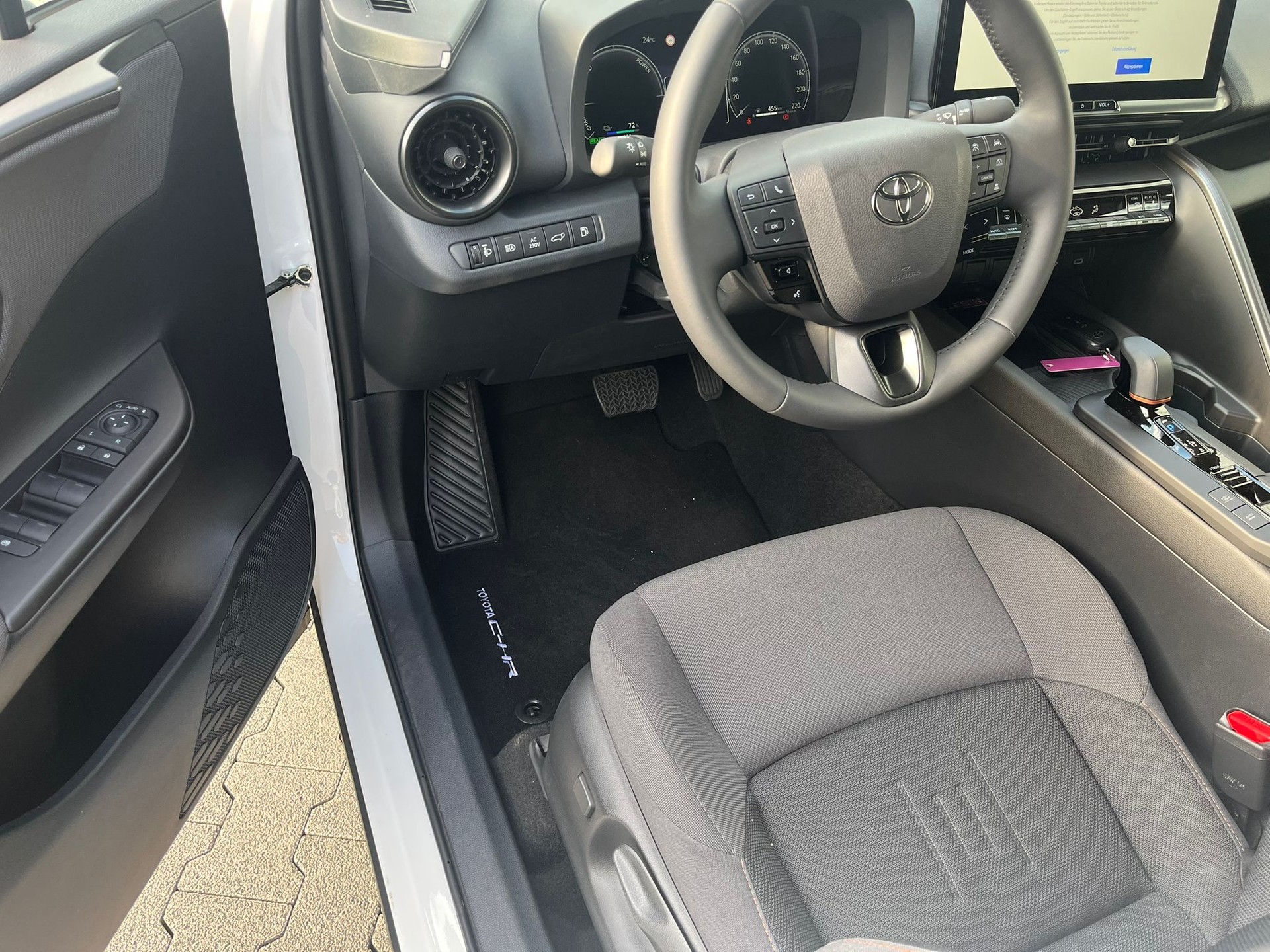 TOYOTA C-HR 2.0 PHEV CVT Style-image-10