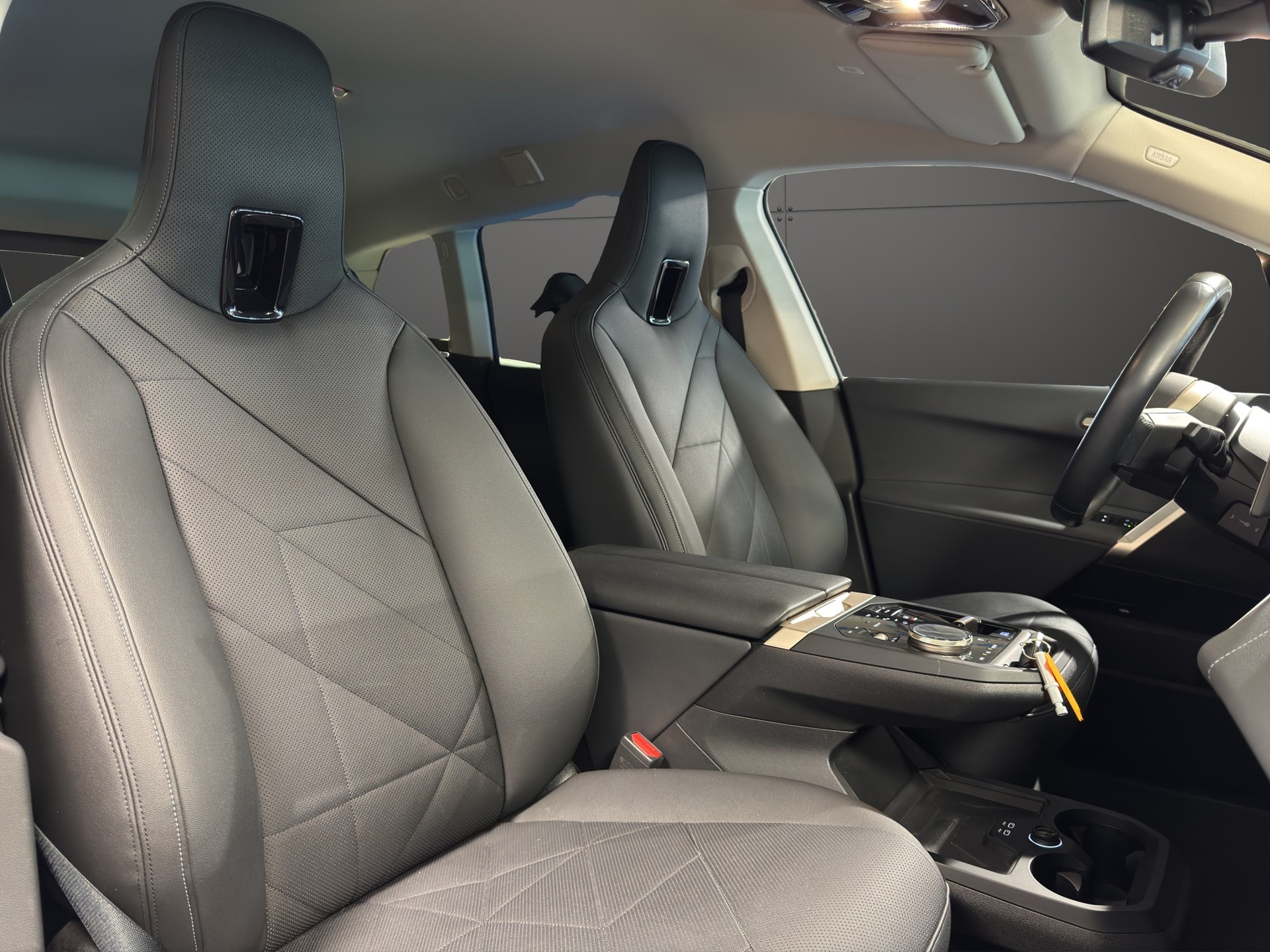 BMW iX xDrive50-image-18