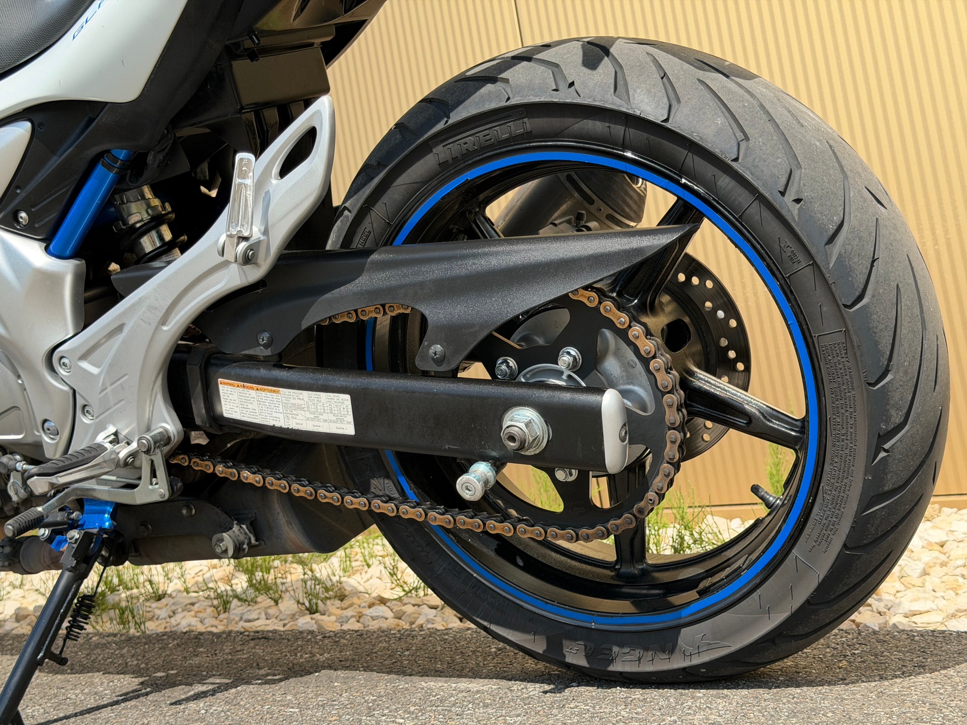 SUZUKI SFV 650 Gladius-image-13