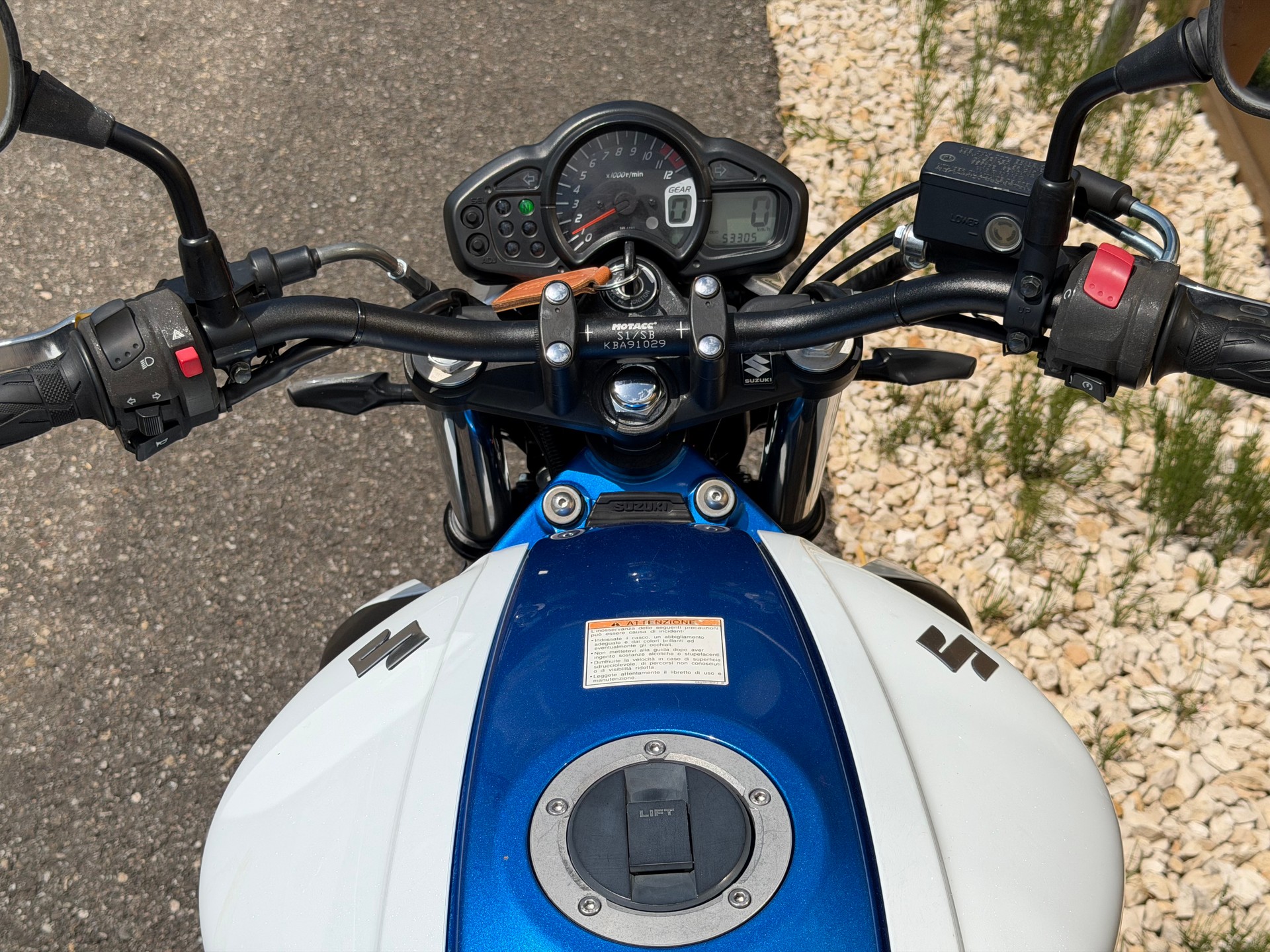 SUZUKI SFV 650 Gladius-image-15
