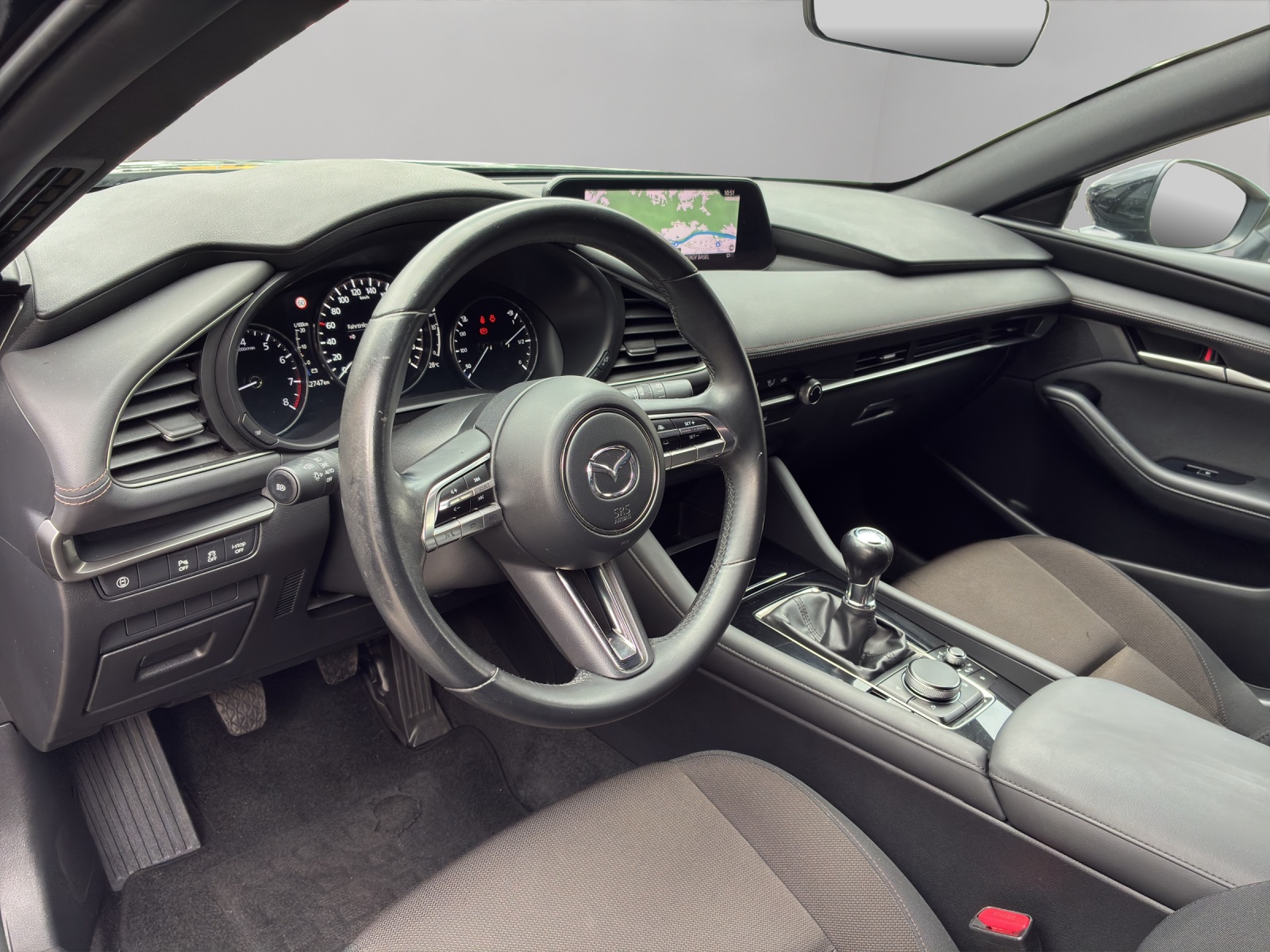 MAZDA 3 Hatchback SKYACTIV-X M Hybrid 180 Revolution AWD-image-9