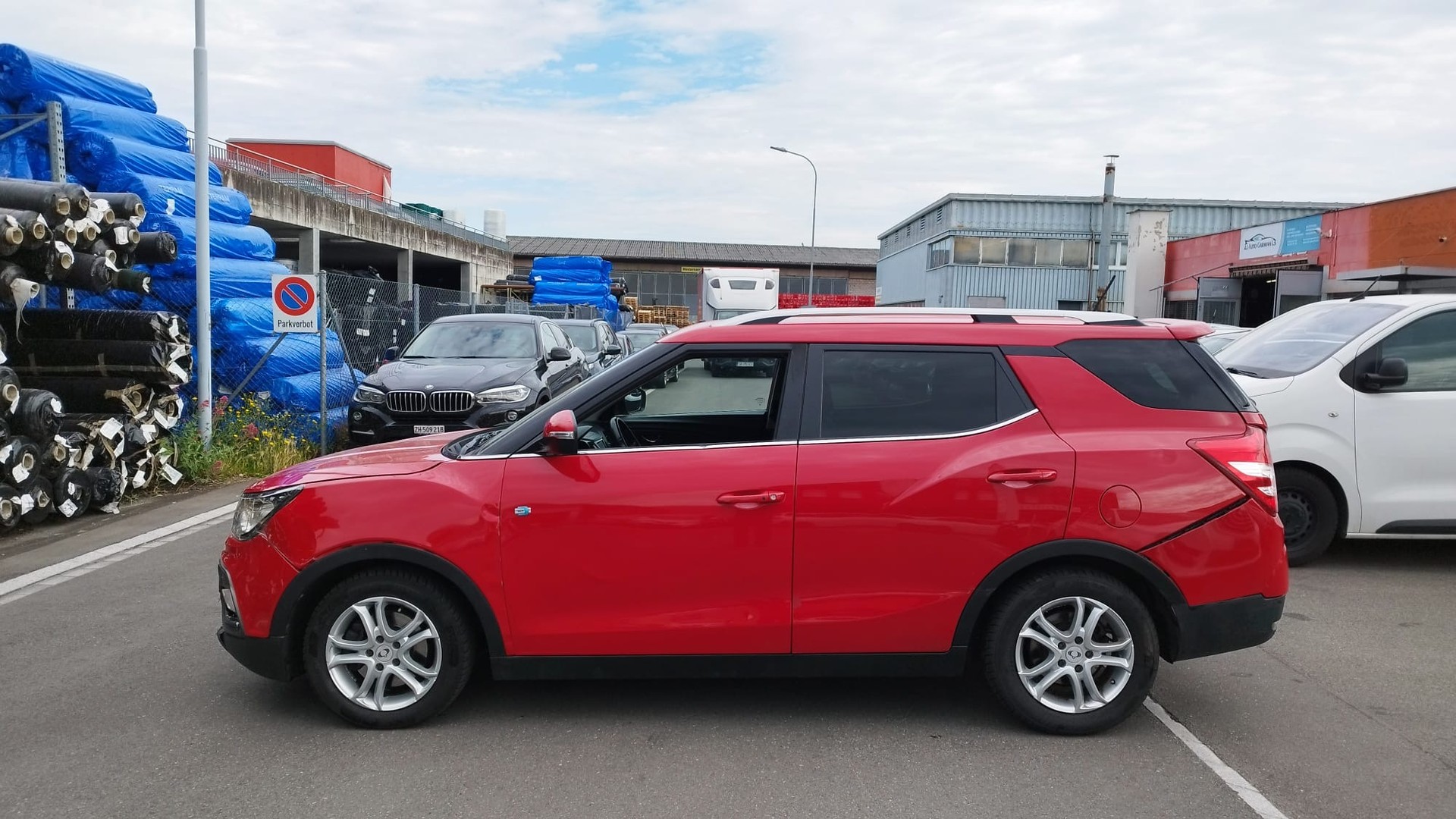 KGM-SsangYong XLV 1.6 eXDi Sapphire 4WD Automatic-image-1
