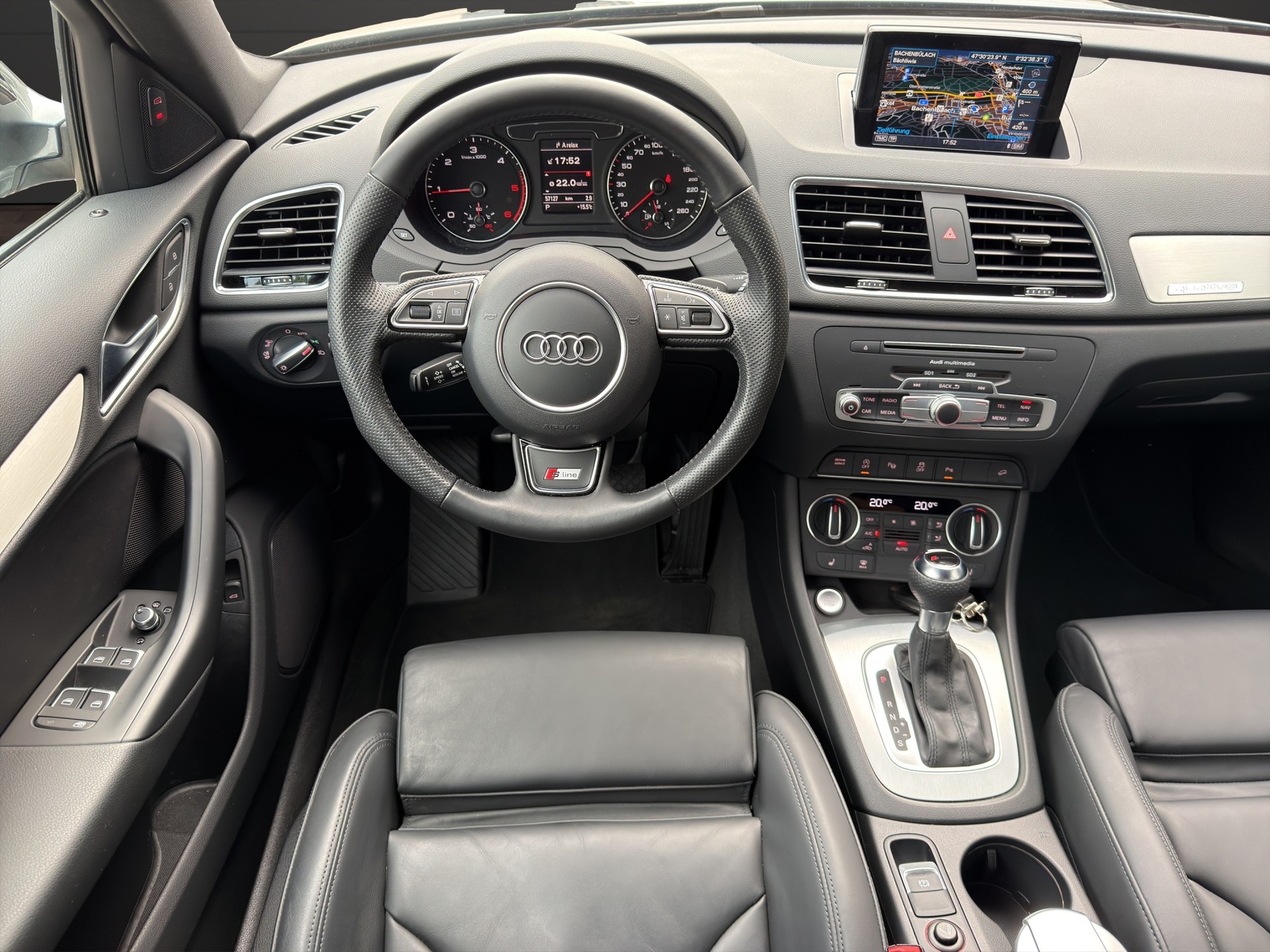 AUDI Q3 2.0 TDI S Line S-Tronic quattro Facelift 184PS-image-9