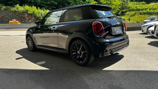 MINI Cooper Camden Edition Steptronic DKG-image-9
