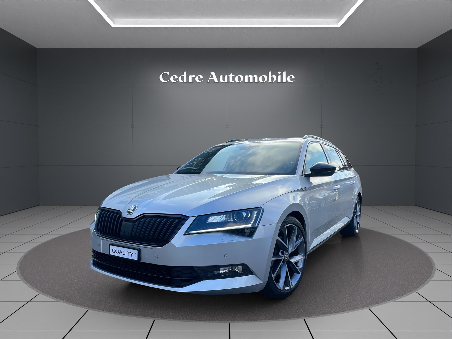 SKODA Superb Combi 2.0 TDi SportLine Ambition 4x4 DSG-image-0
