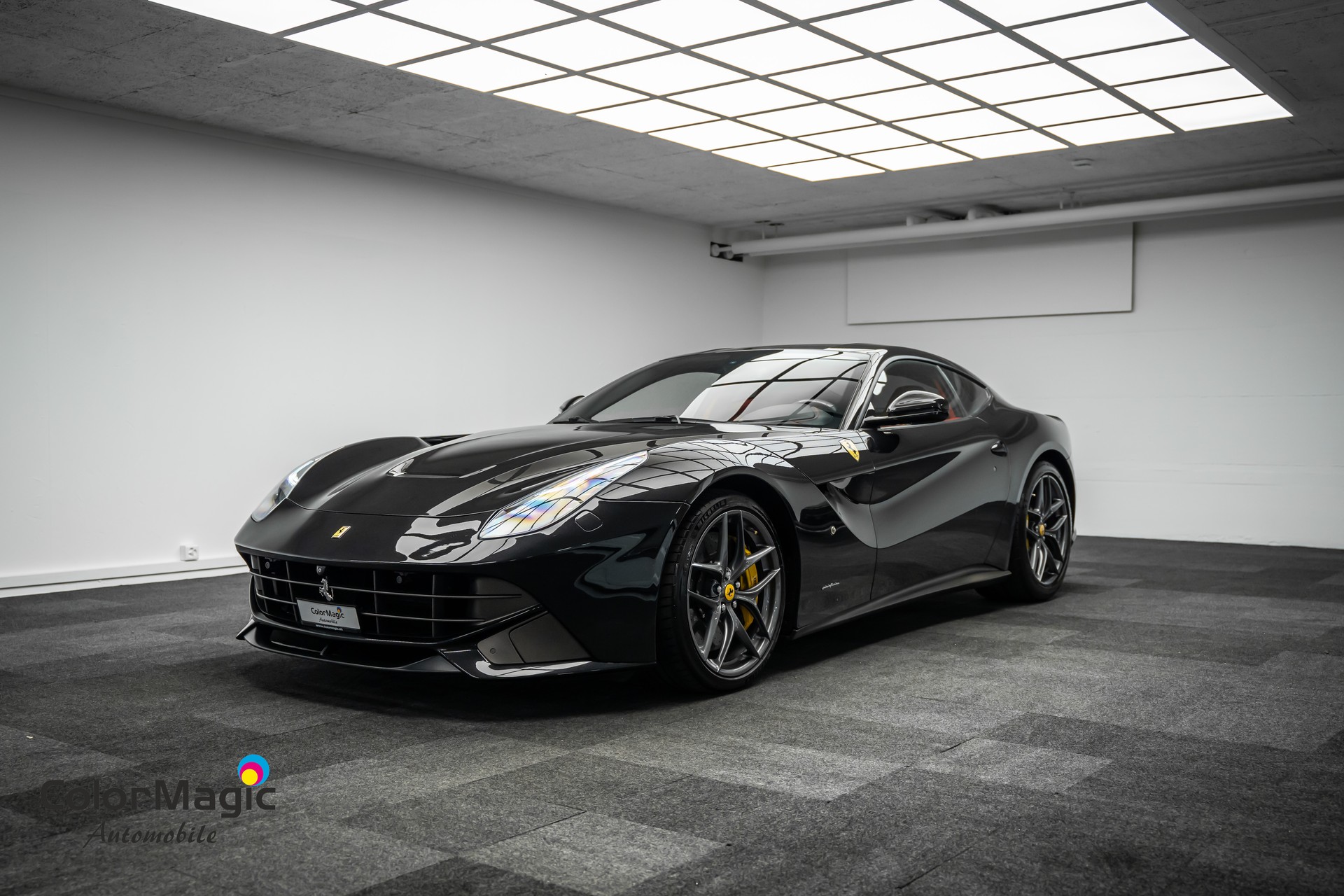 FERRARI * F12 * FULL CARBON INNEN * FRISCH AB FERRARI SERVICE * LEASING AB 1333.- *-image-0
