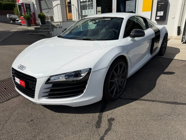 AUDI R8 Coupé 4.2-image-0