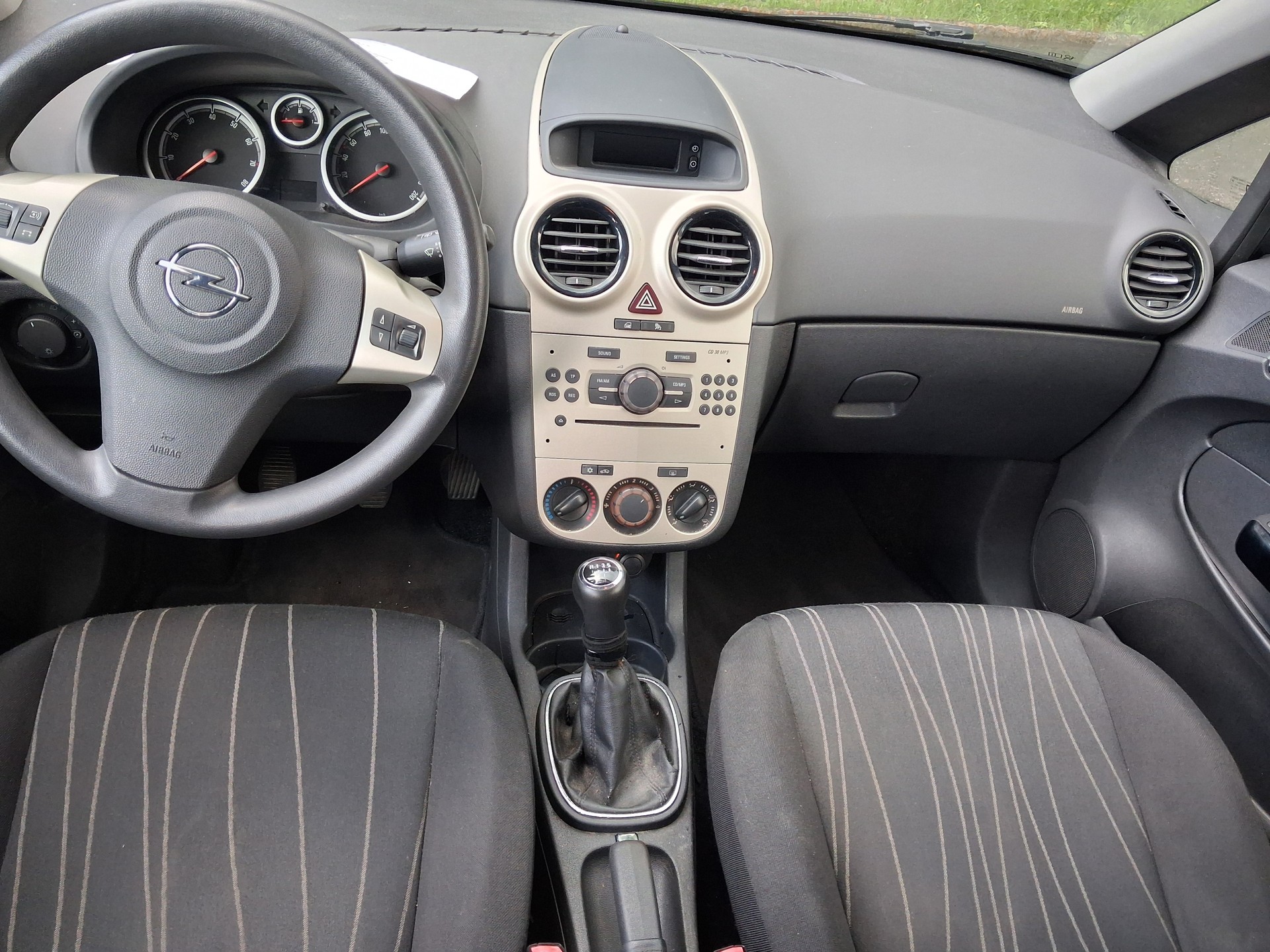 OPEL Corsa 1.2 TP-image-6