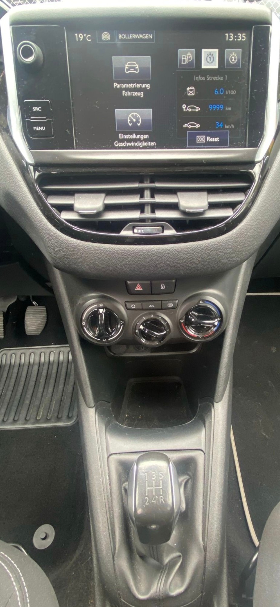 PEUGEOT 208 1.2 VTI Active-image-8