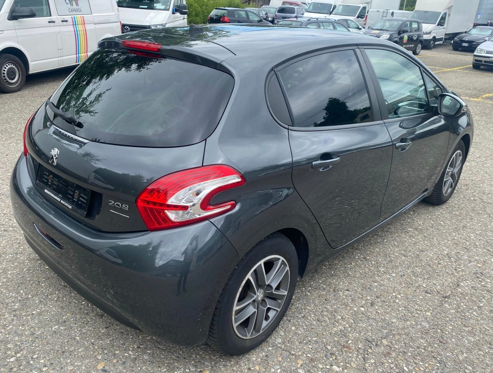 PEUGEOT 208 1.2 VTI Active-image-4