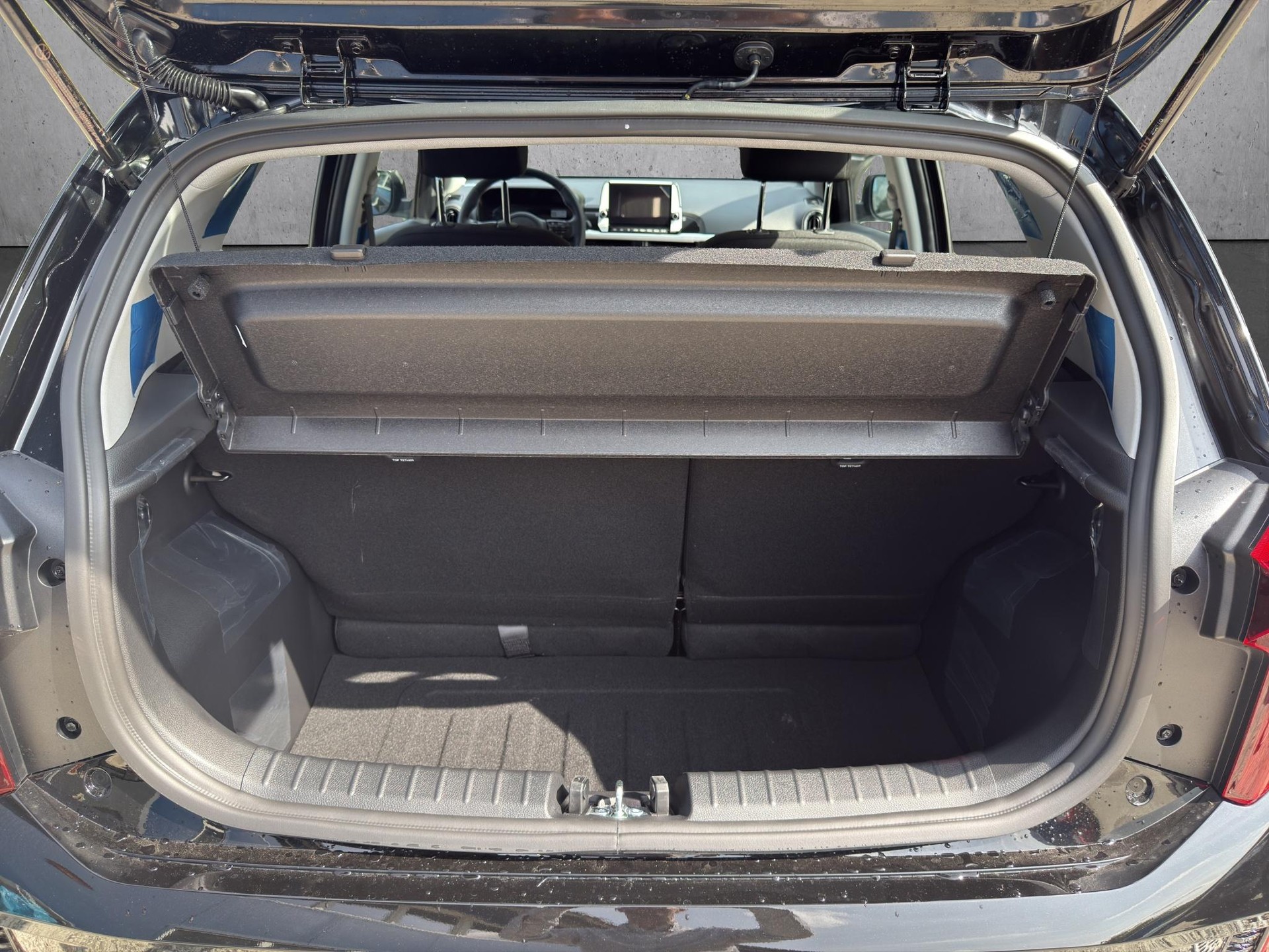 KIA Picanto 1.0 GDi First Edition-image-12