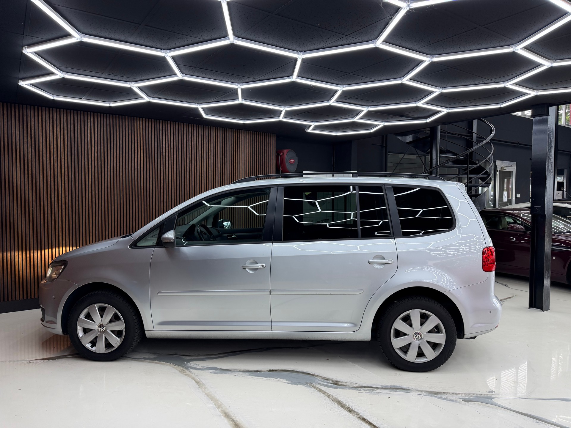 VW Touran 1.4 TSI EcoFuel Team DSG-image-9