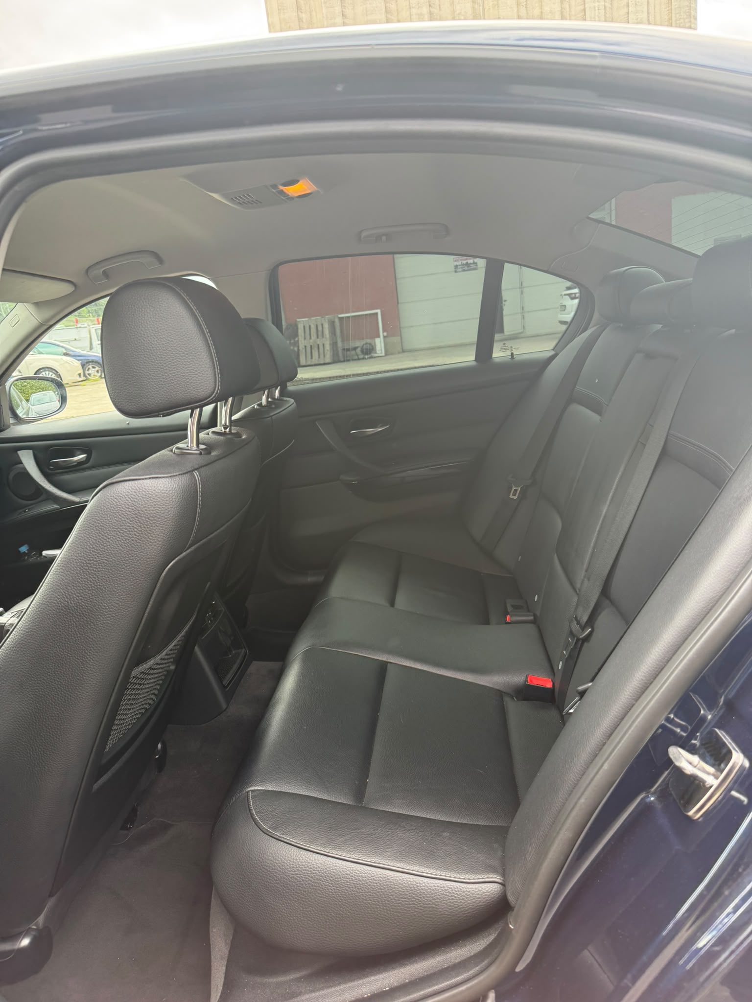 BMW 330d xDrive Steptronic-image-7