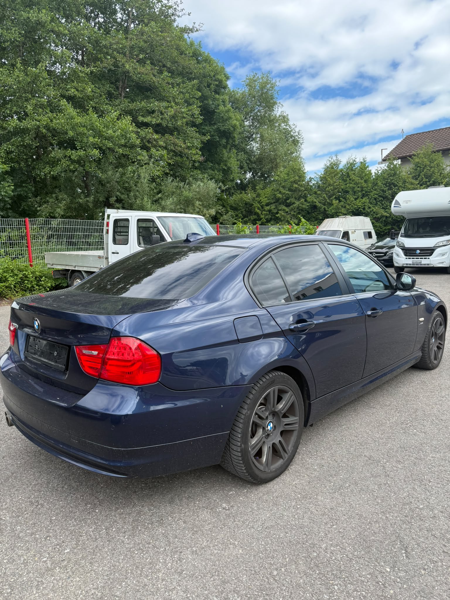 BMW 330d xDrive Steptronic-image-3