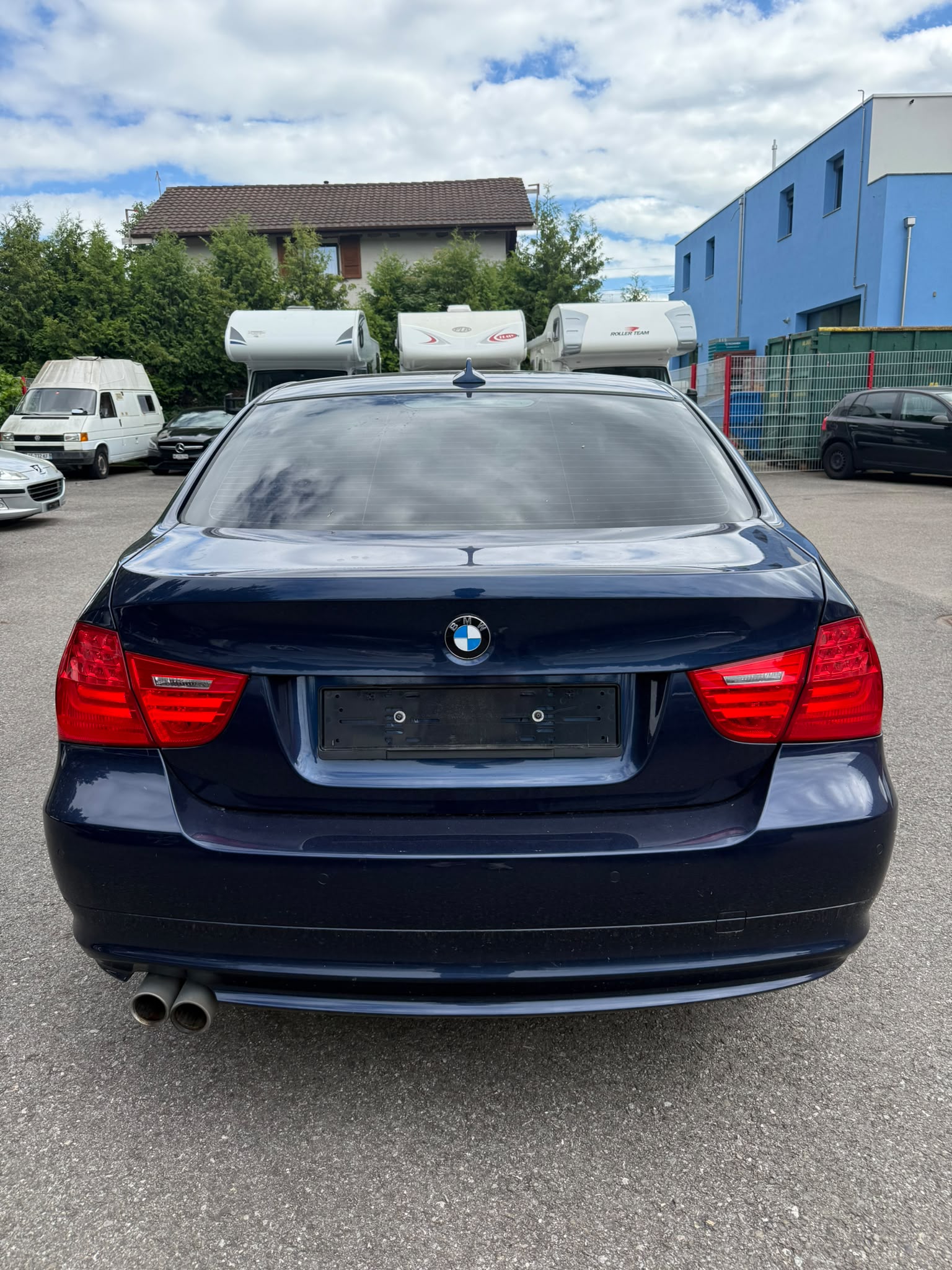 BMW 330d xDrive Steptronic-image-4