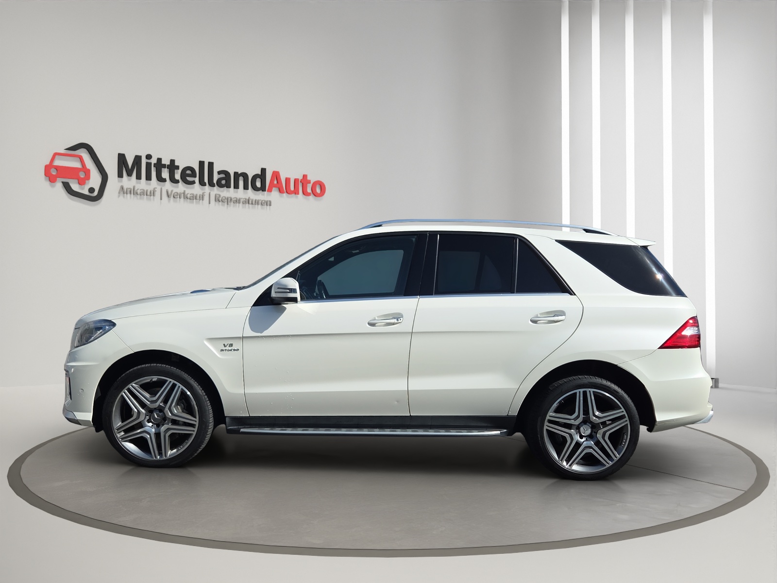 MERCEDES-BENZ ML 63 AMG 4Matic Speedshift-image-4