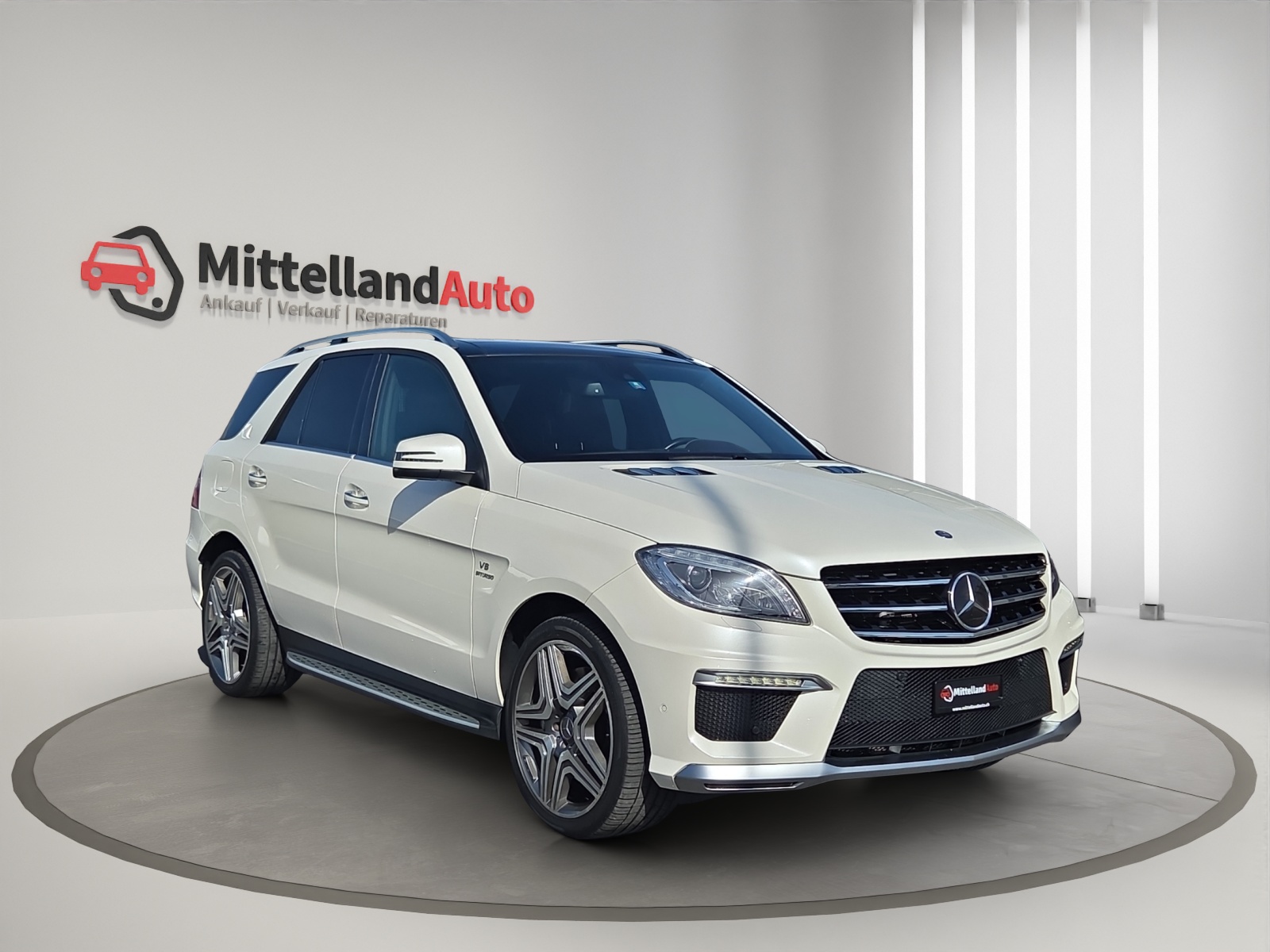 MERCEDES-BENZ ML 63 AMG 4Matic Speedshift-image-2
