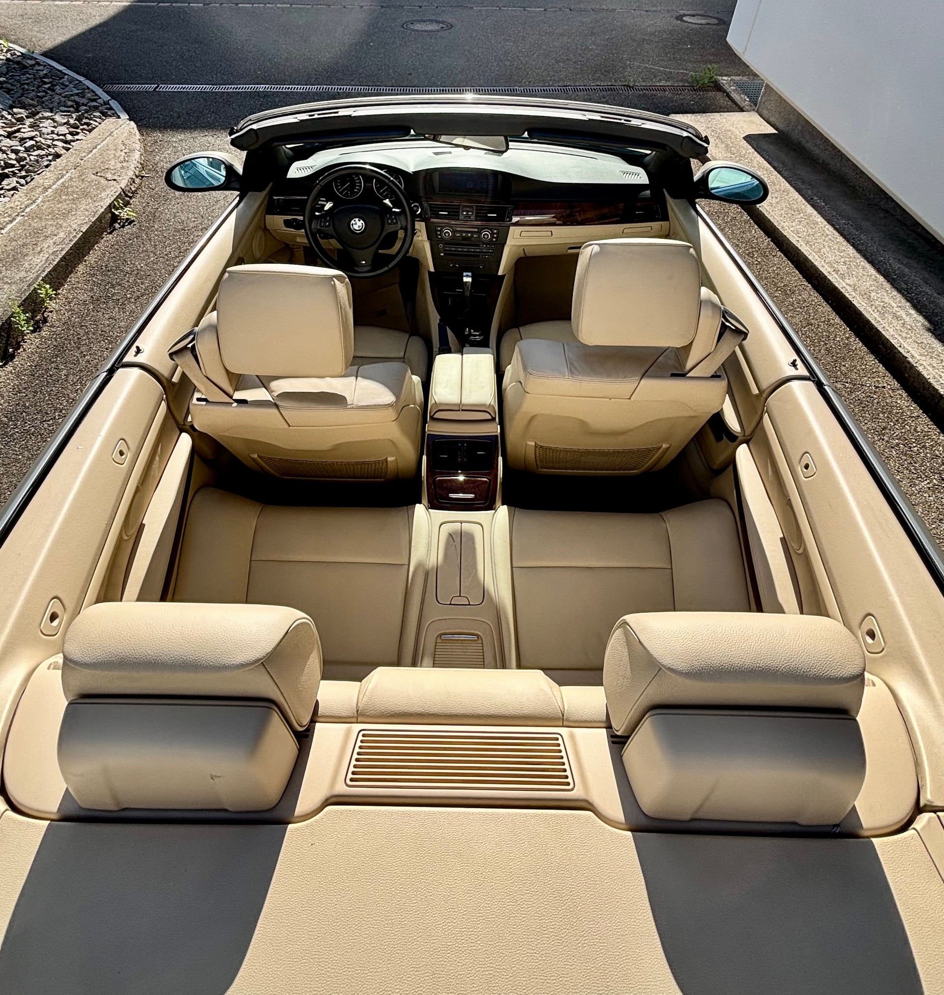 BMW 325i Cabriolet Steptronic-image-14