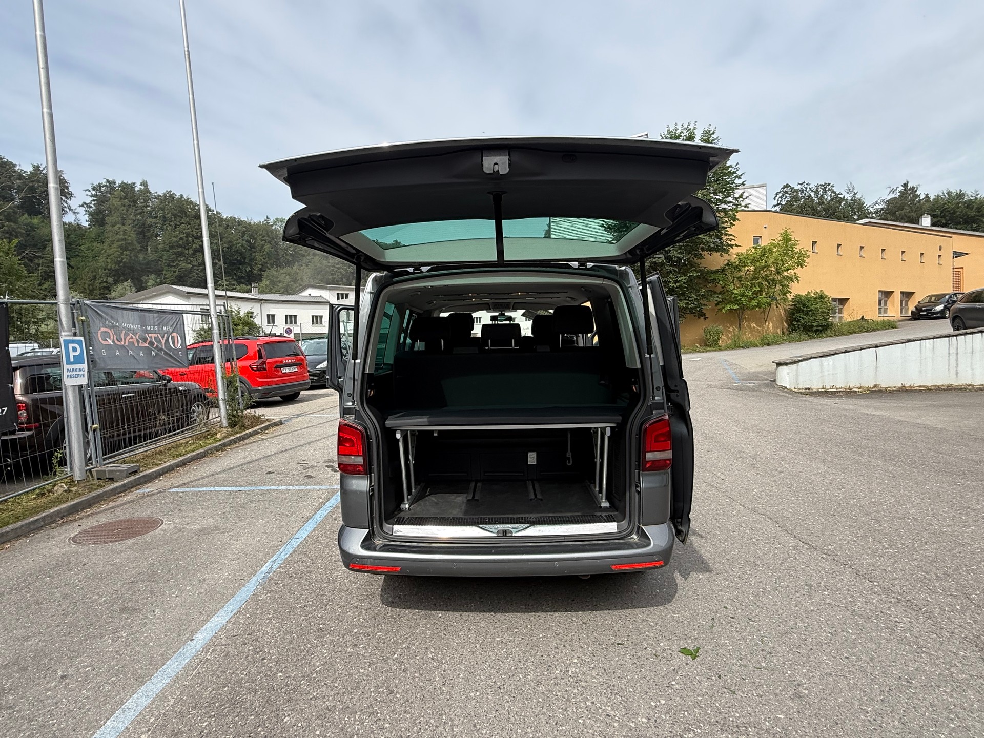 VW T5 Multivan 2.0 Bi-TDI CR Comfortline Life DSG-image-16