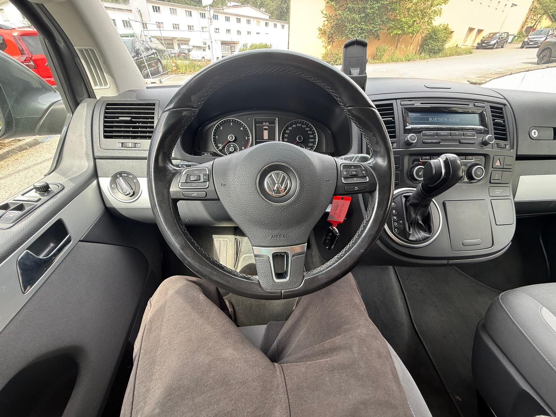 VW T5 Multivan 2.0 Bi-TDI CR Comfortline Life DSG-image-26