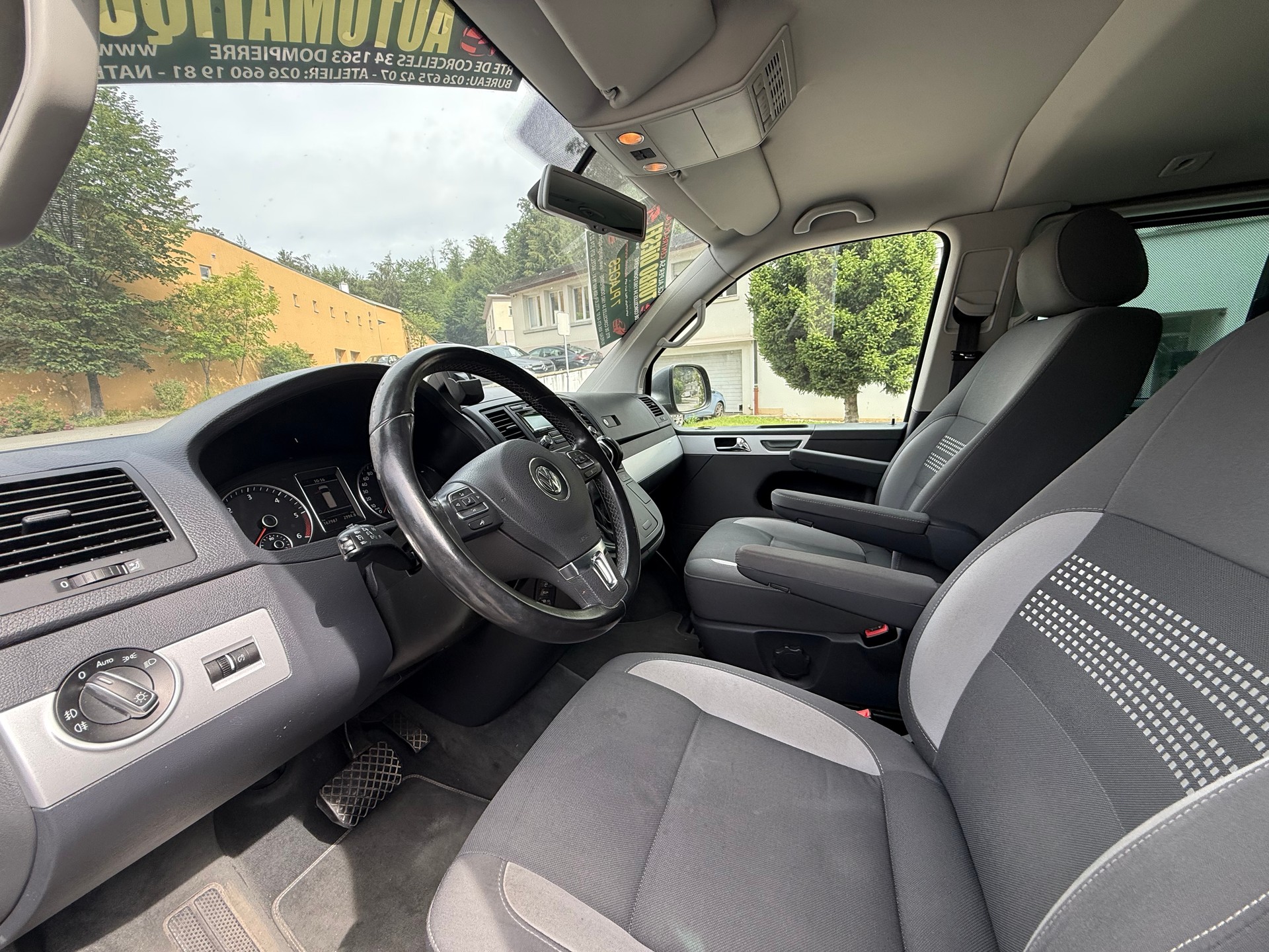 VW T5 Multivan 2.0 Bi-TDI CR Comfortline Life DSG-image-8