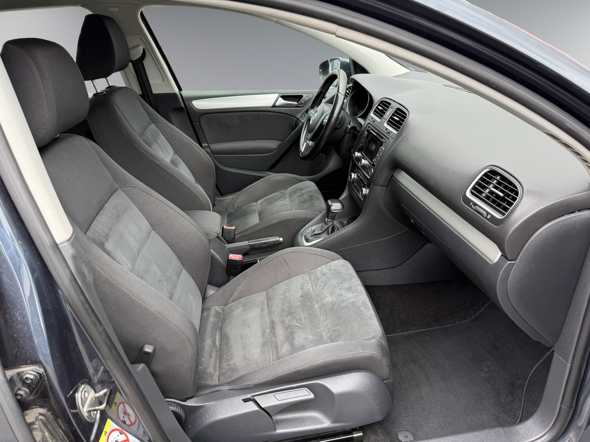 VW Golf 1.4 TSI Highline DSG-image-8