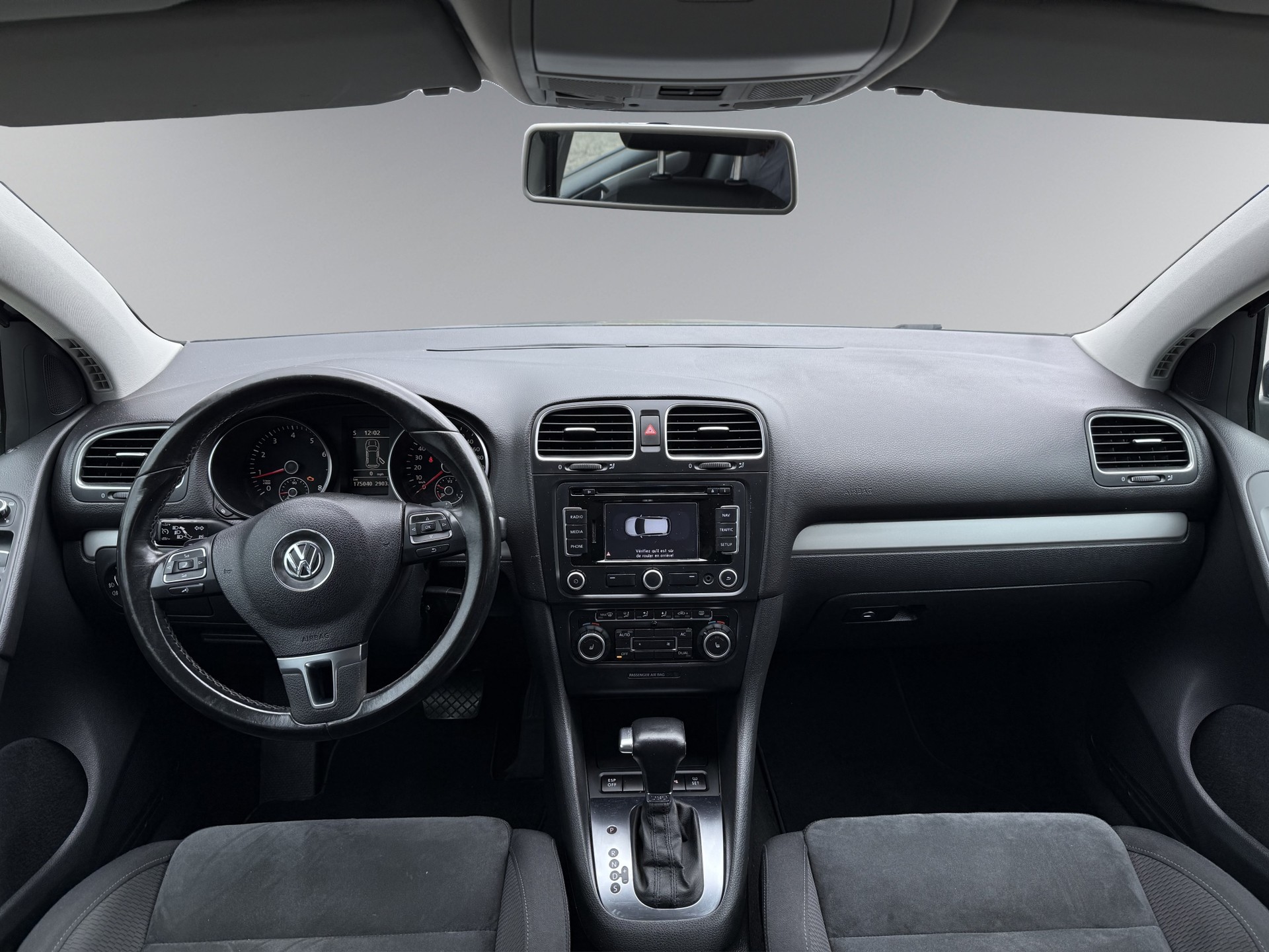 VW Golf 1.4 TSI Highline DSG-image-10