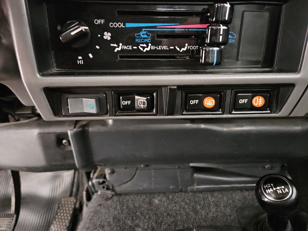 TOYOTA LJ 73 FRP-Top TD, KLIMA-image-13