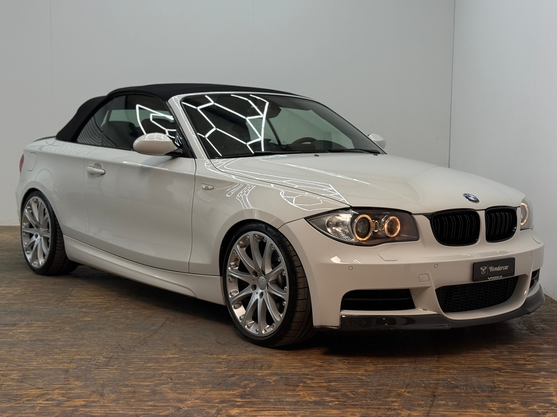BMW 135i Cabrio Steptronic-image-0