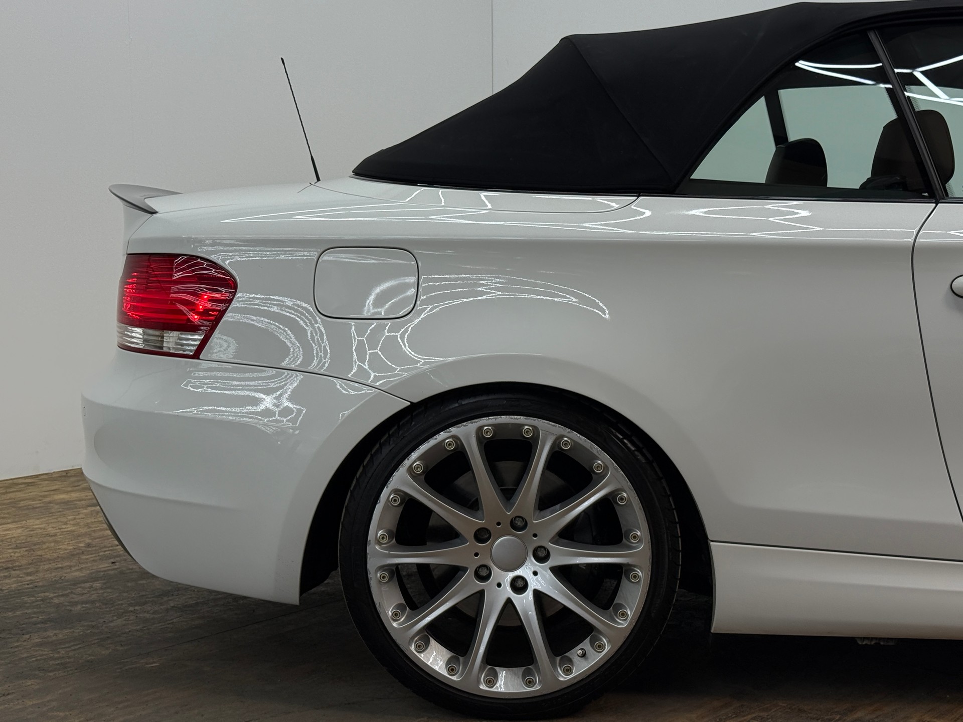 BMW 135i Cabrio Steptronic-image-15