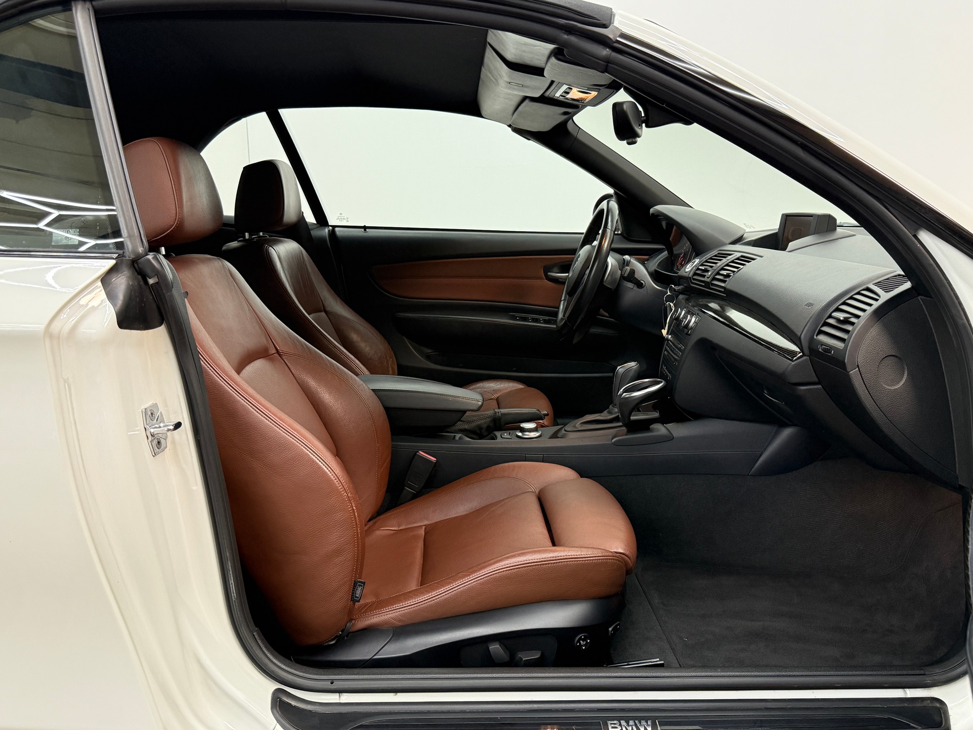 BMW 135i Cabrio Steptronic-image-21