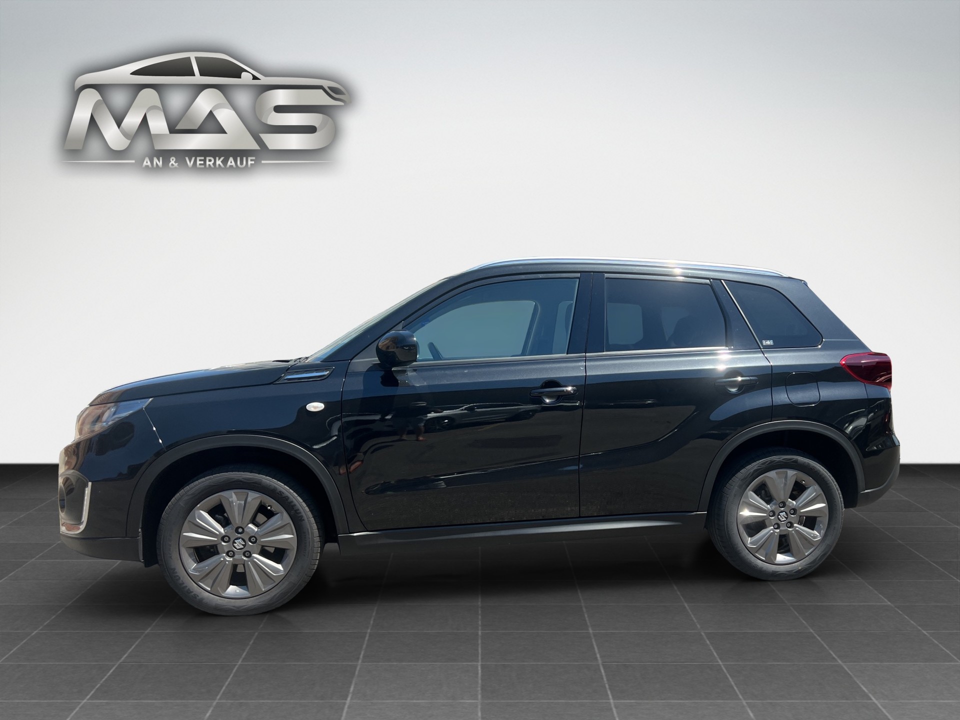 SUZUKI Vitara 1.4 Boosterjet Compact Top Hybrid Automatic-image-5