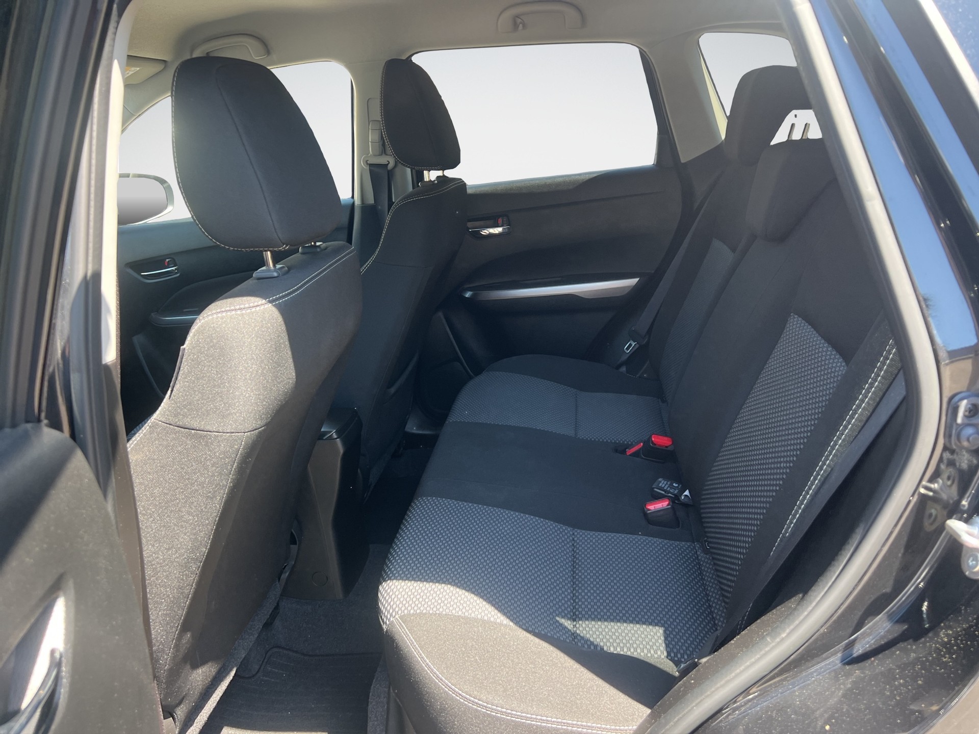 SUZUKI Vitara 1.4 Boosterjet Compact Top Hybrid Automatic-image-4