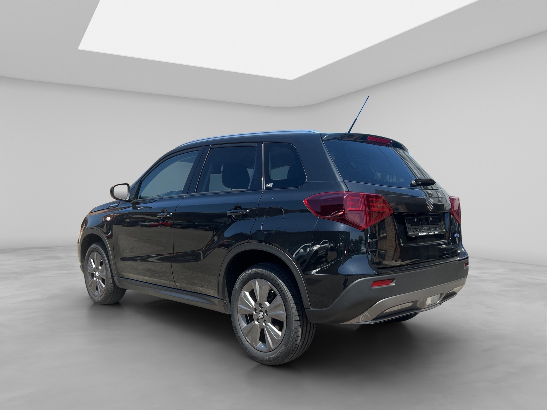 SUZUKI Vitara 1.4 Boosterjet Compact Top Hybrid Automatic-showroom-element-3